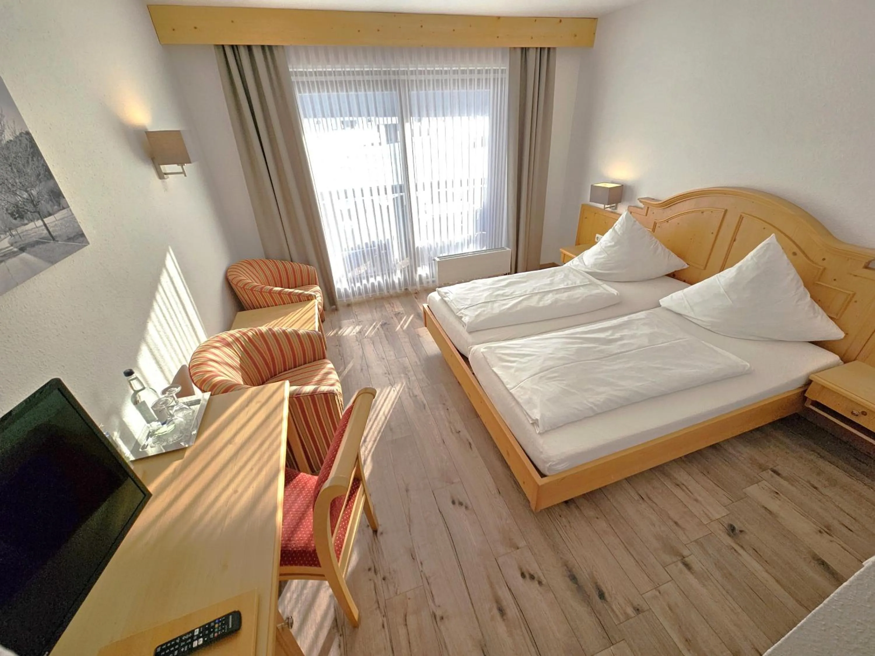 Bed in Hotel Cafe Fuggerhof