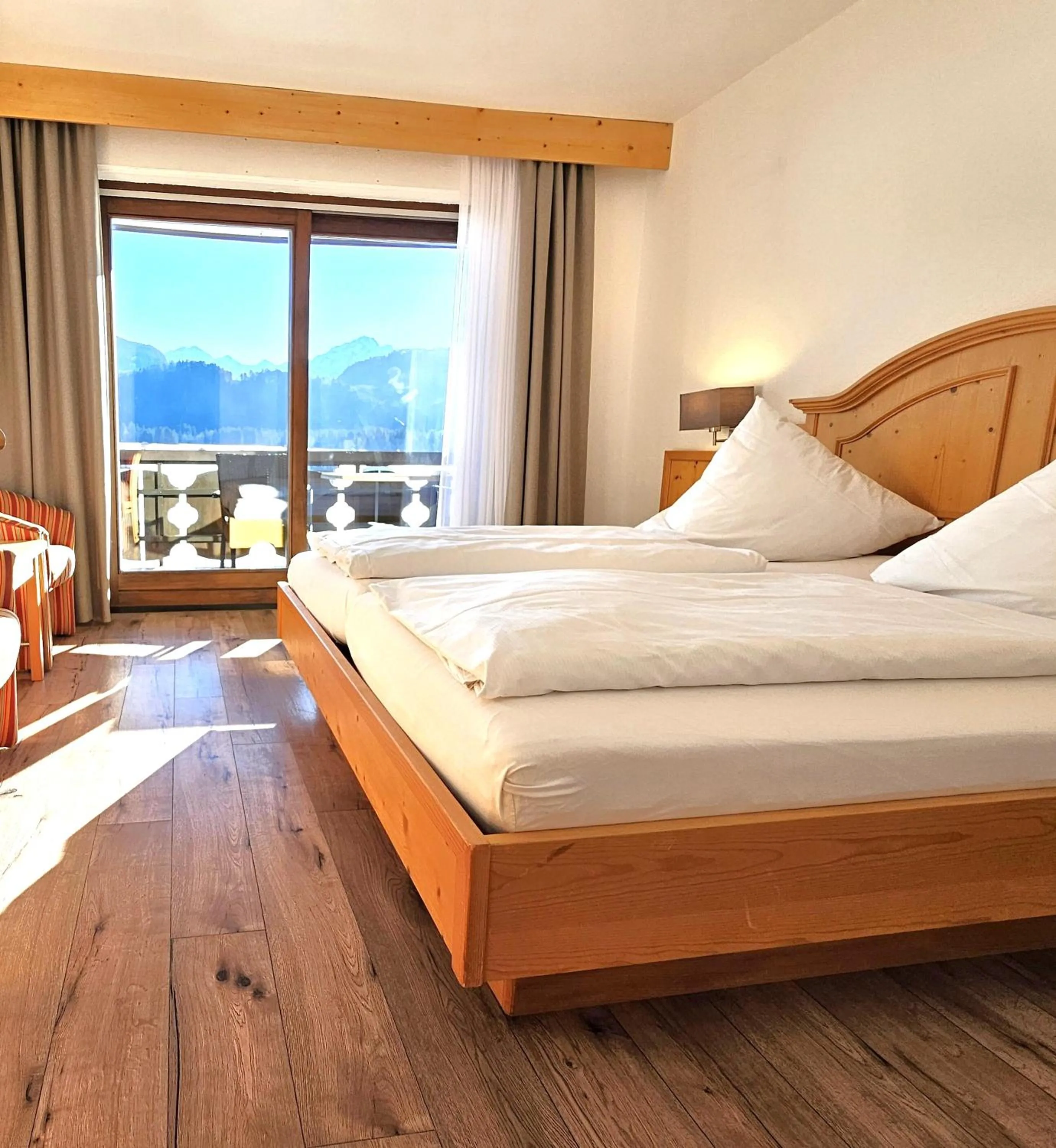 View (from property/room), Bed in Hotel Cafe Fuggerhof