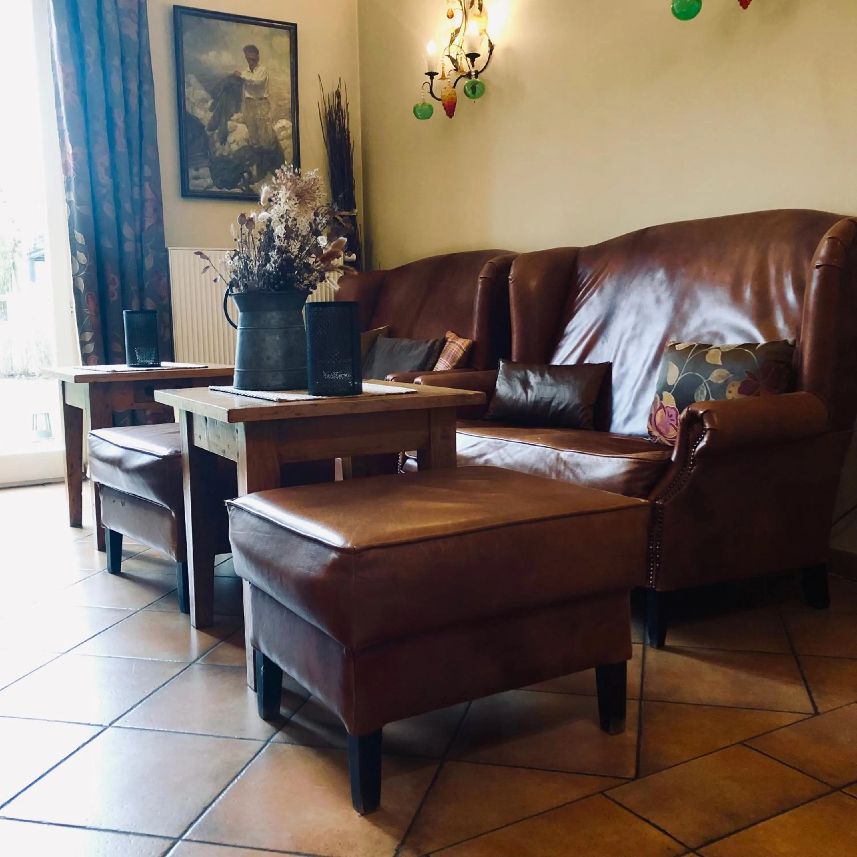 Lounge or bar in Ampervilla Hotel