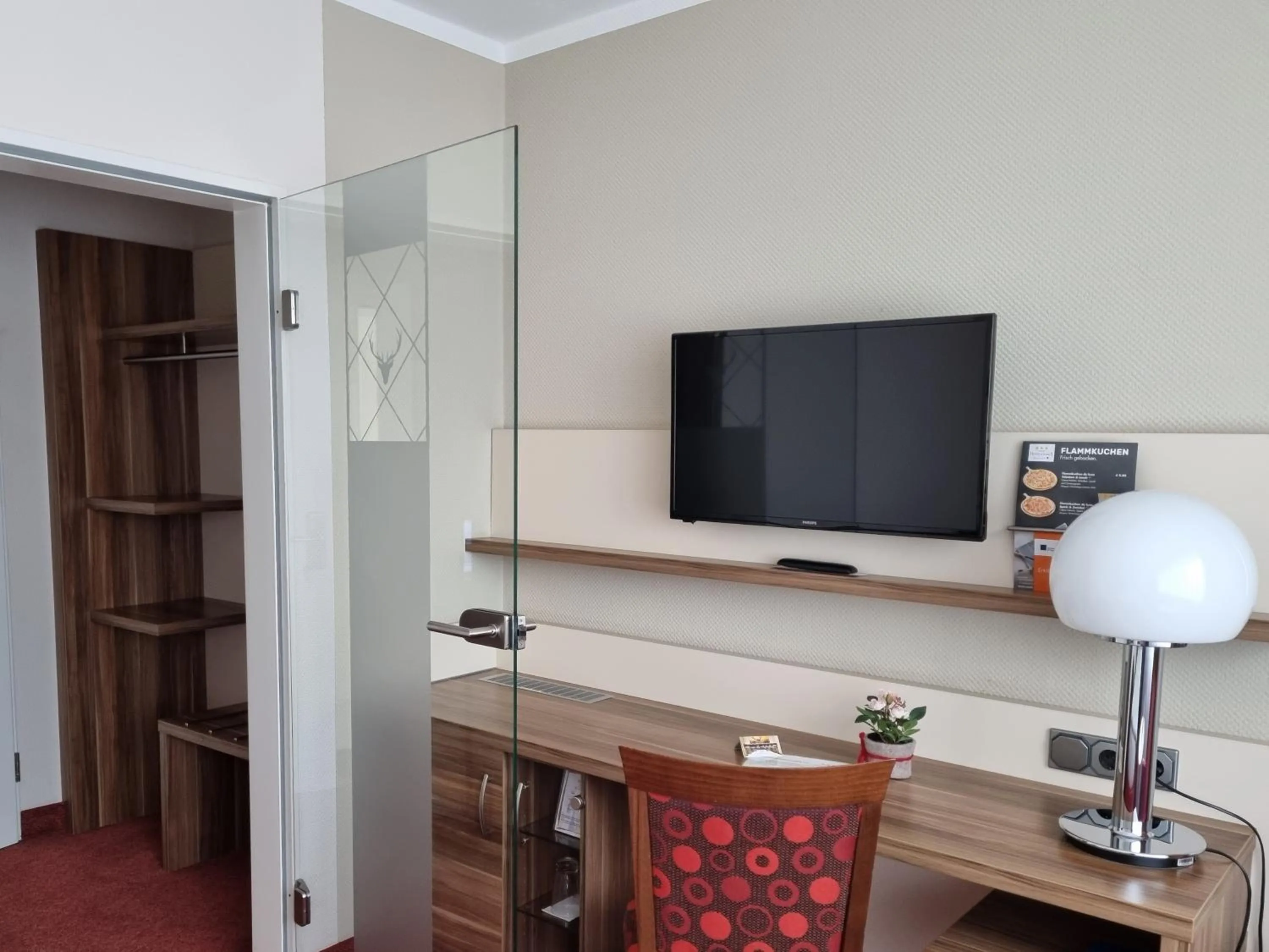 TV and multimedia in Hotel Bavaria Oldenburg