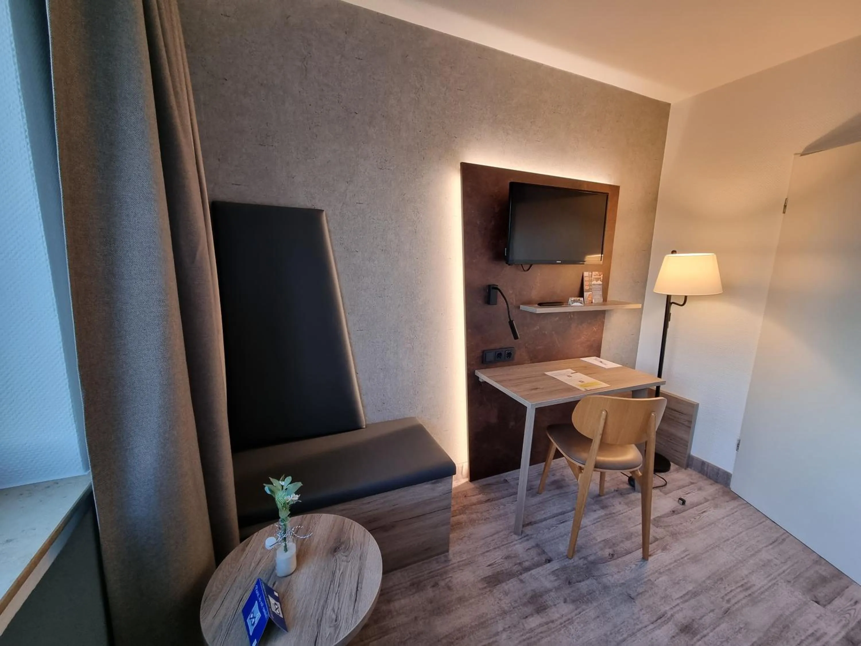 TV and multimedia in Hotel Bavaria Oldenburg