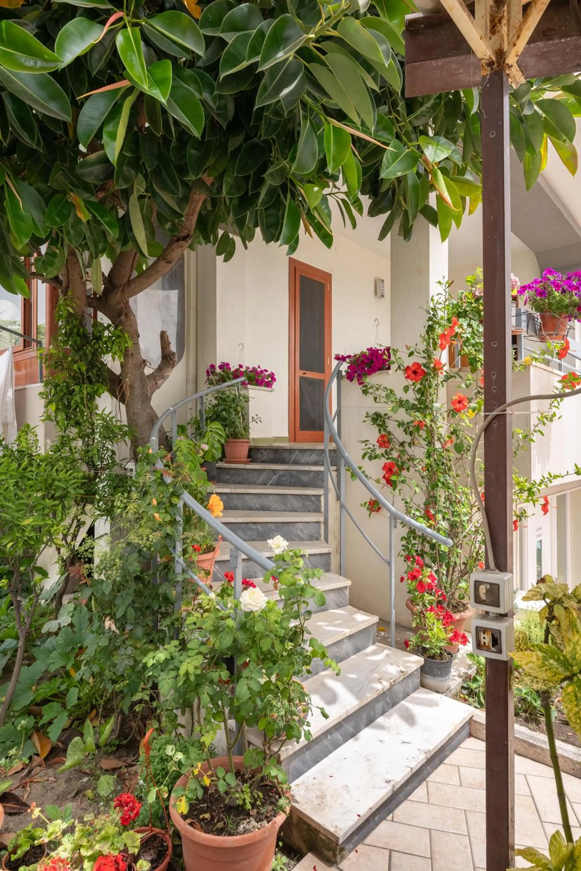 Property building in B&B Vera's Home Pompei