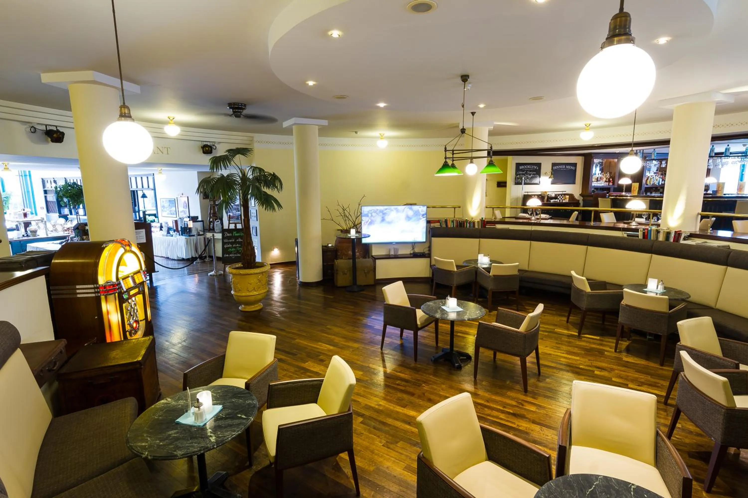 Restaurant/places to eat in MAXX Hotel Jena