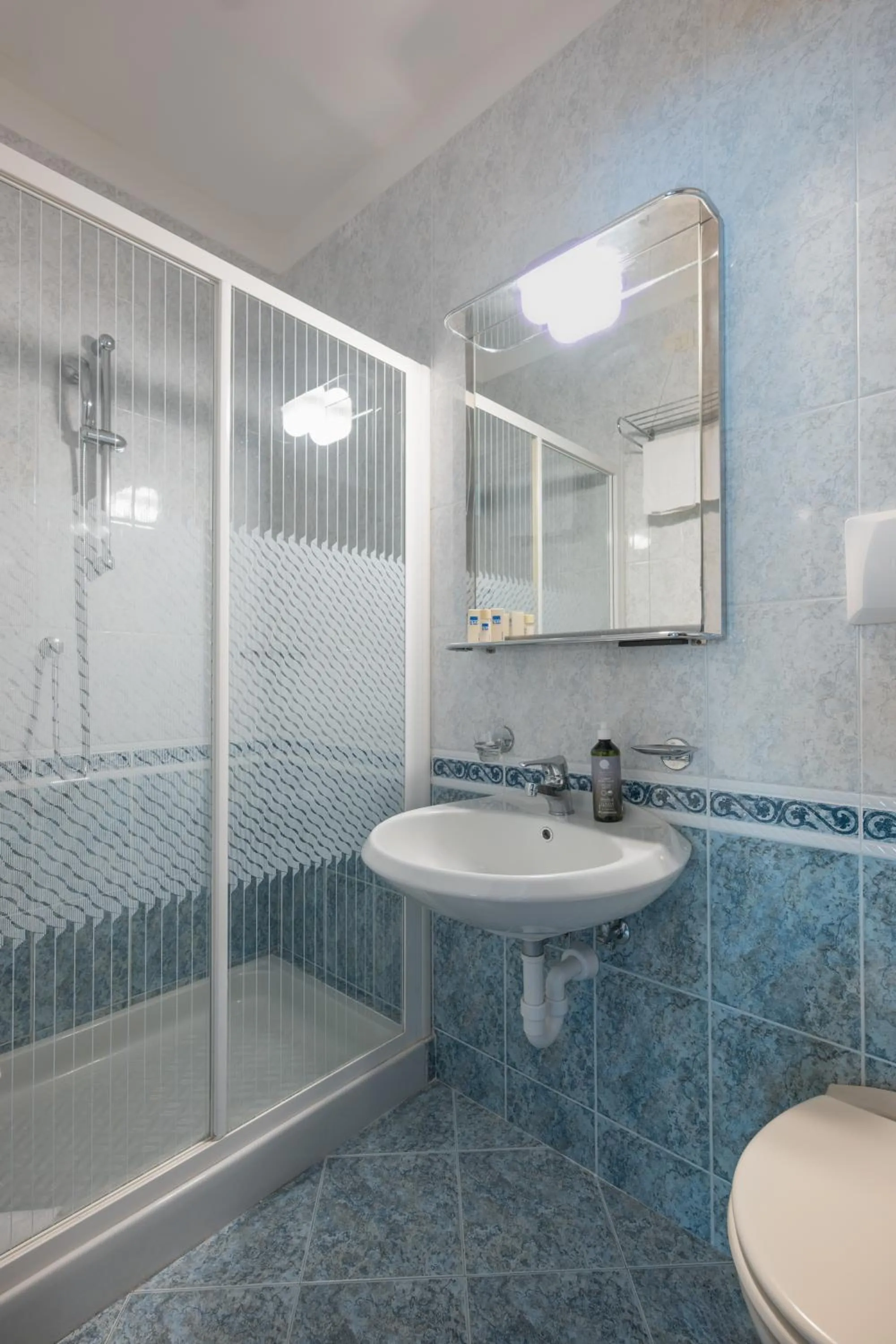 Bathroom in Aparthotel Holiday