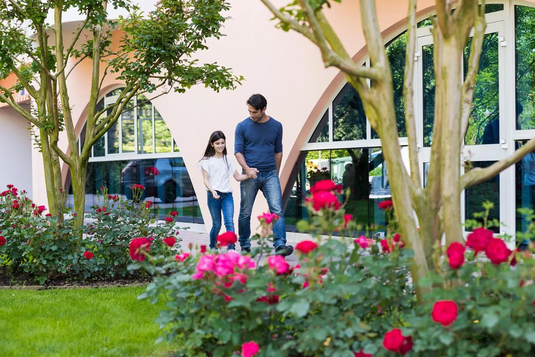 Garden in Aparthotel Holiday