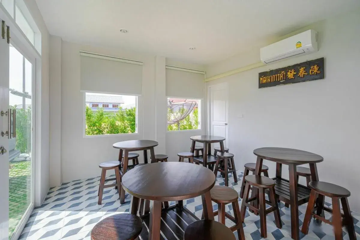 Restaurant/places to eat in Bianco House Resort Restaurant/places to eat in Bianco House Resort