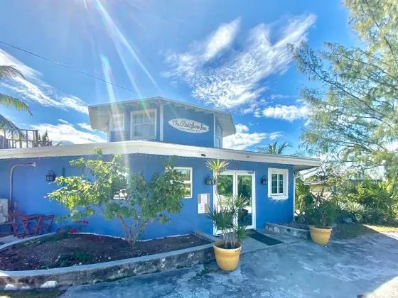 Communal lounge/ TV room in The Sunset Cove and Rainbow Room