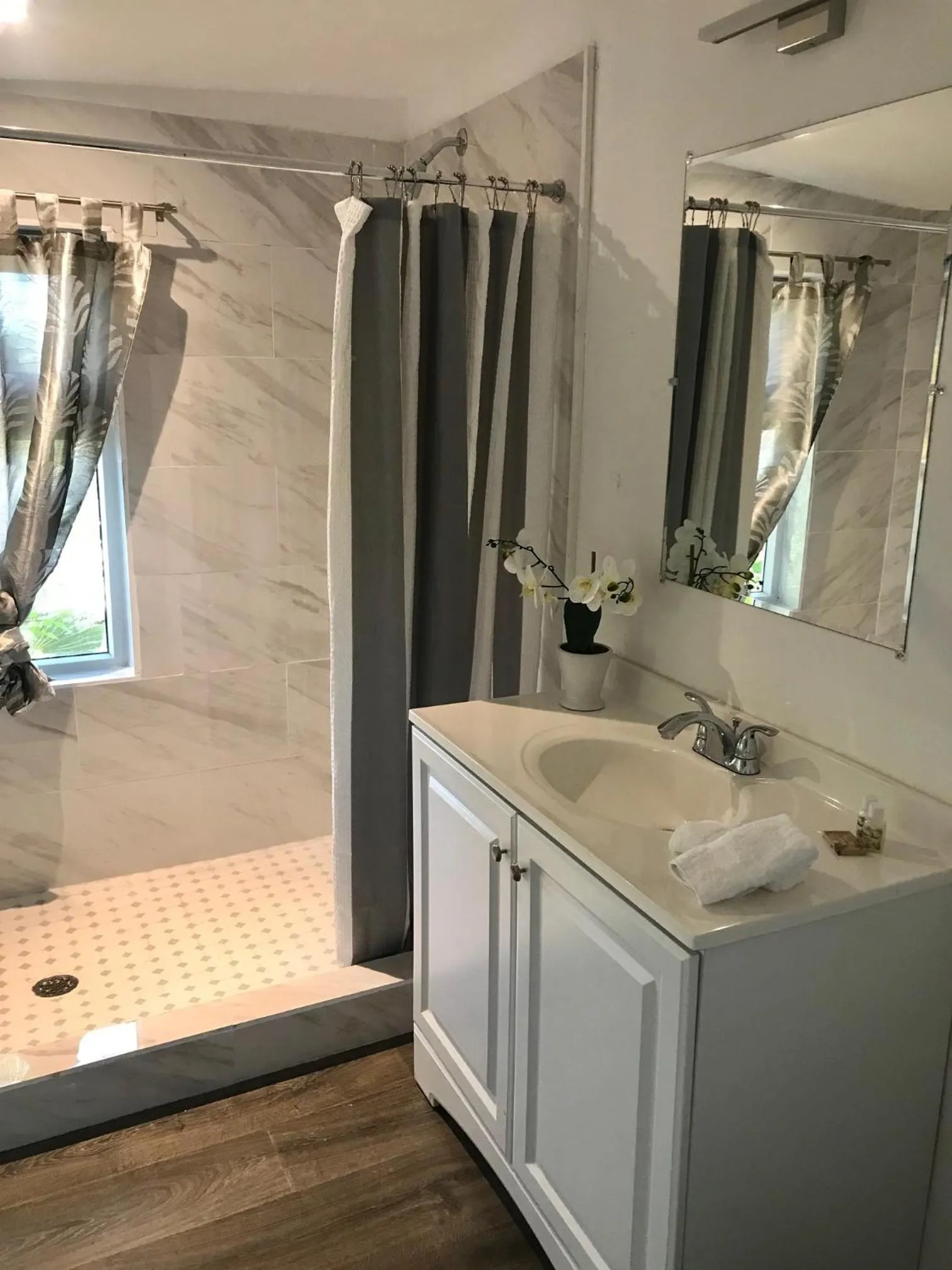 The Sunset Cove and Rainbow Room