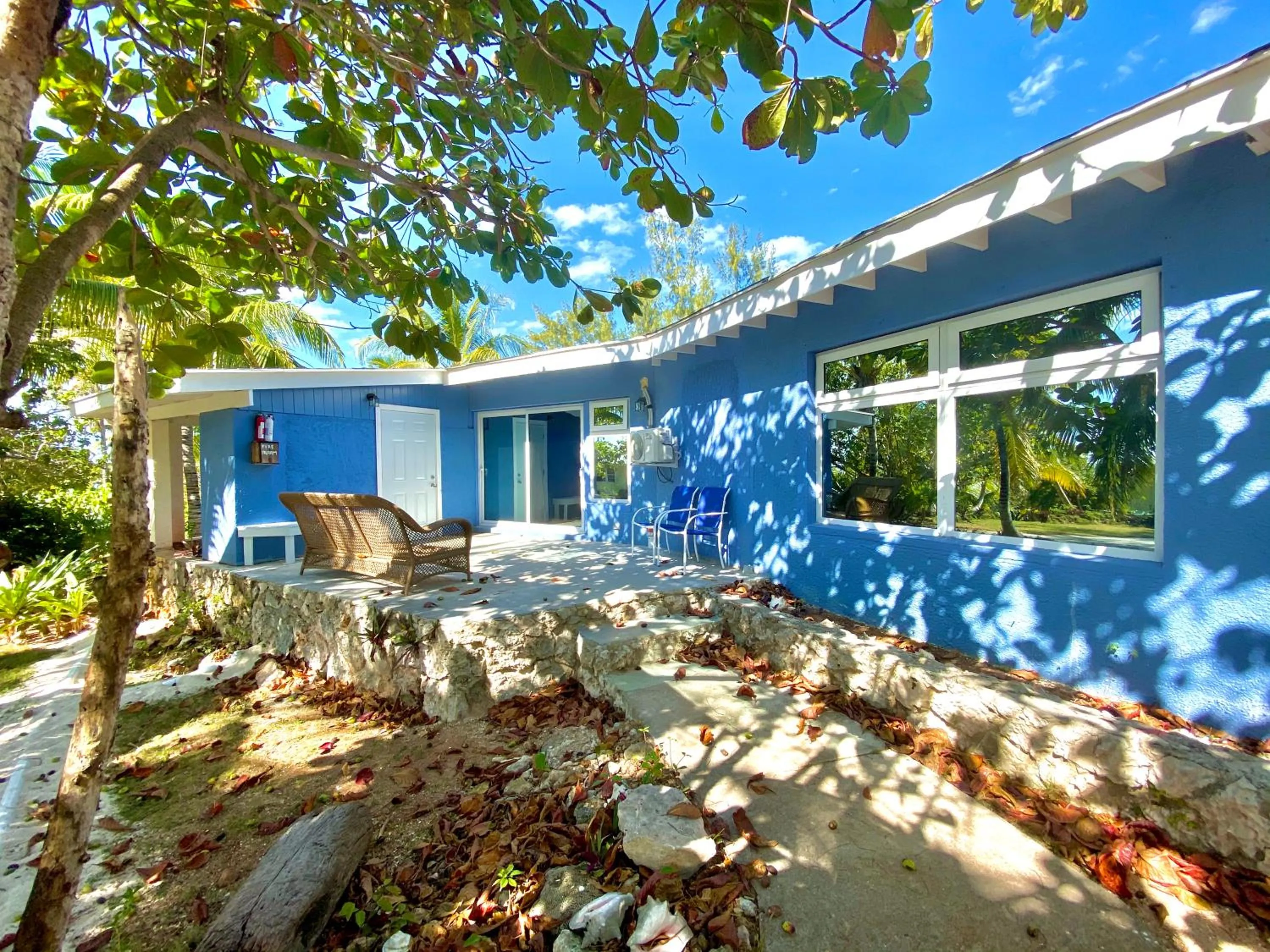 The Sunset Cove and Rainbow Room