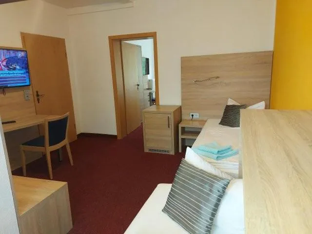 Bed in Landguthotel Hotel-Pension Sperlingshof