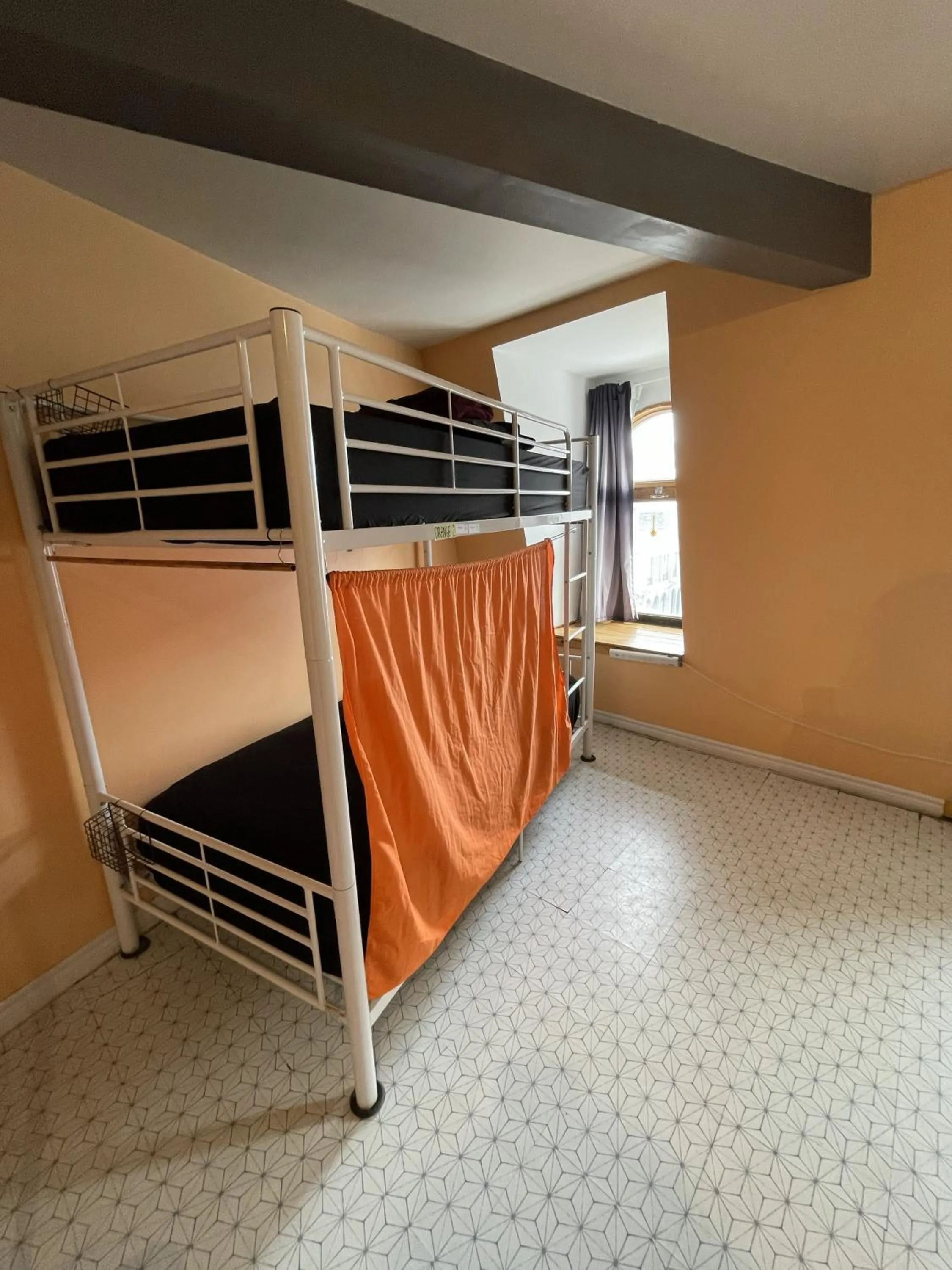 Bed in Auberge Alternative