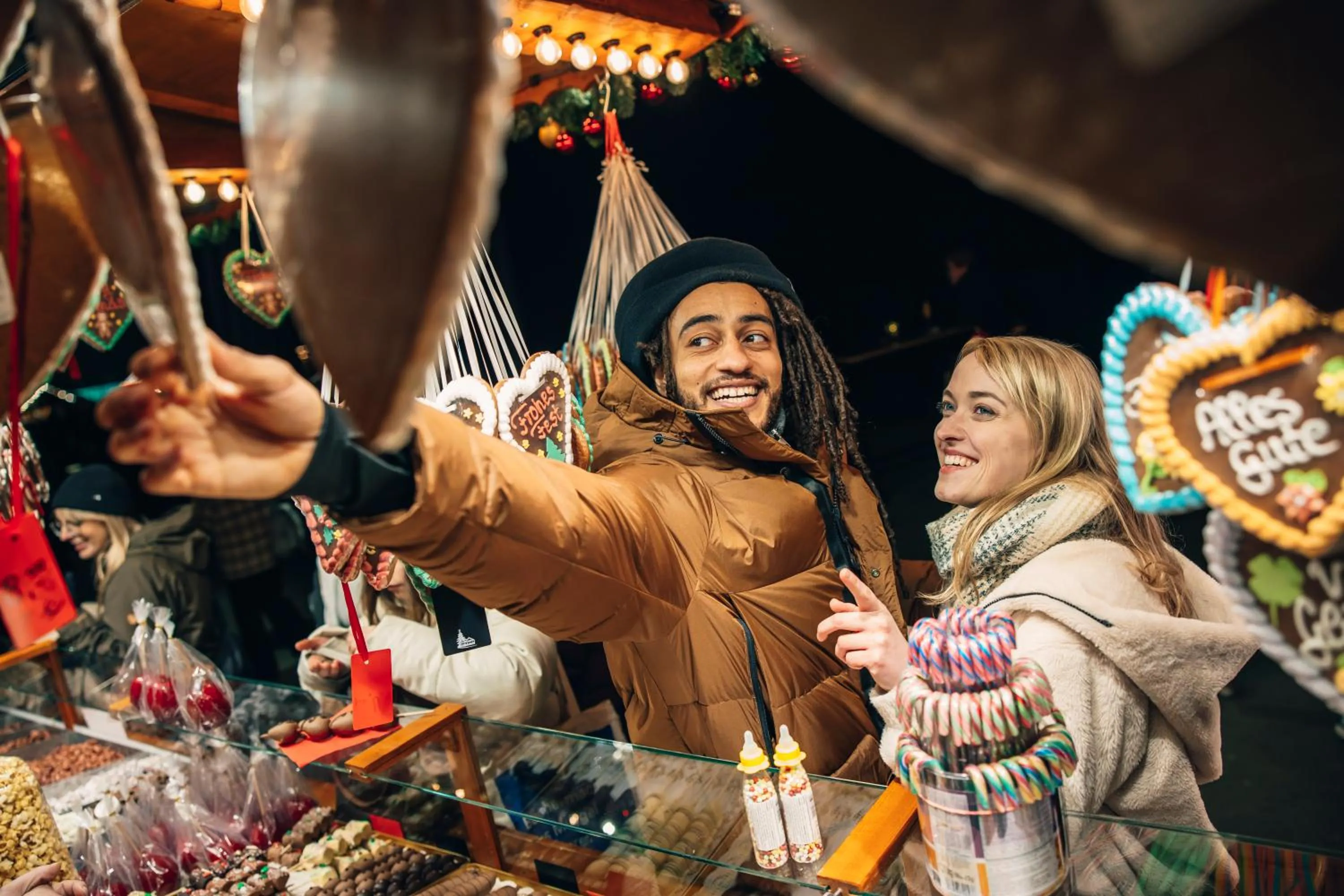Shopping Area in Crowne Plaza Düsseldorf - Neuss by IHG