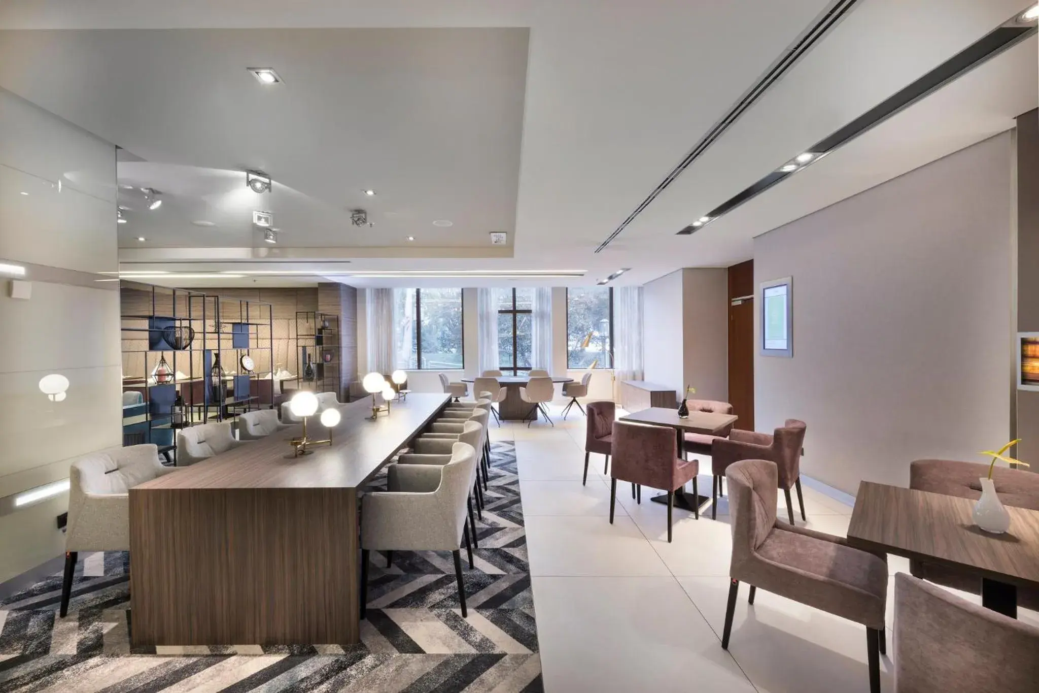 Restaurant/places to eat in Crowne Plaza Düsseldorf - Neuss by IHG Restaurant/places to eat in Crowne Plaza Düsseldorf - Neuss by IHG