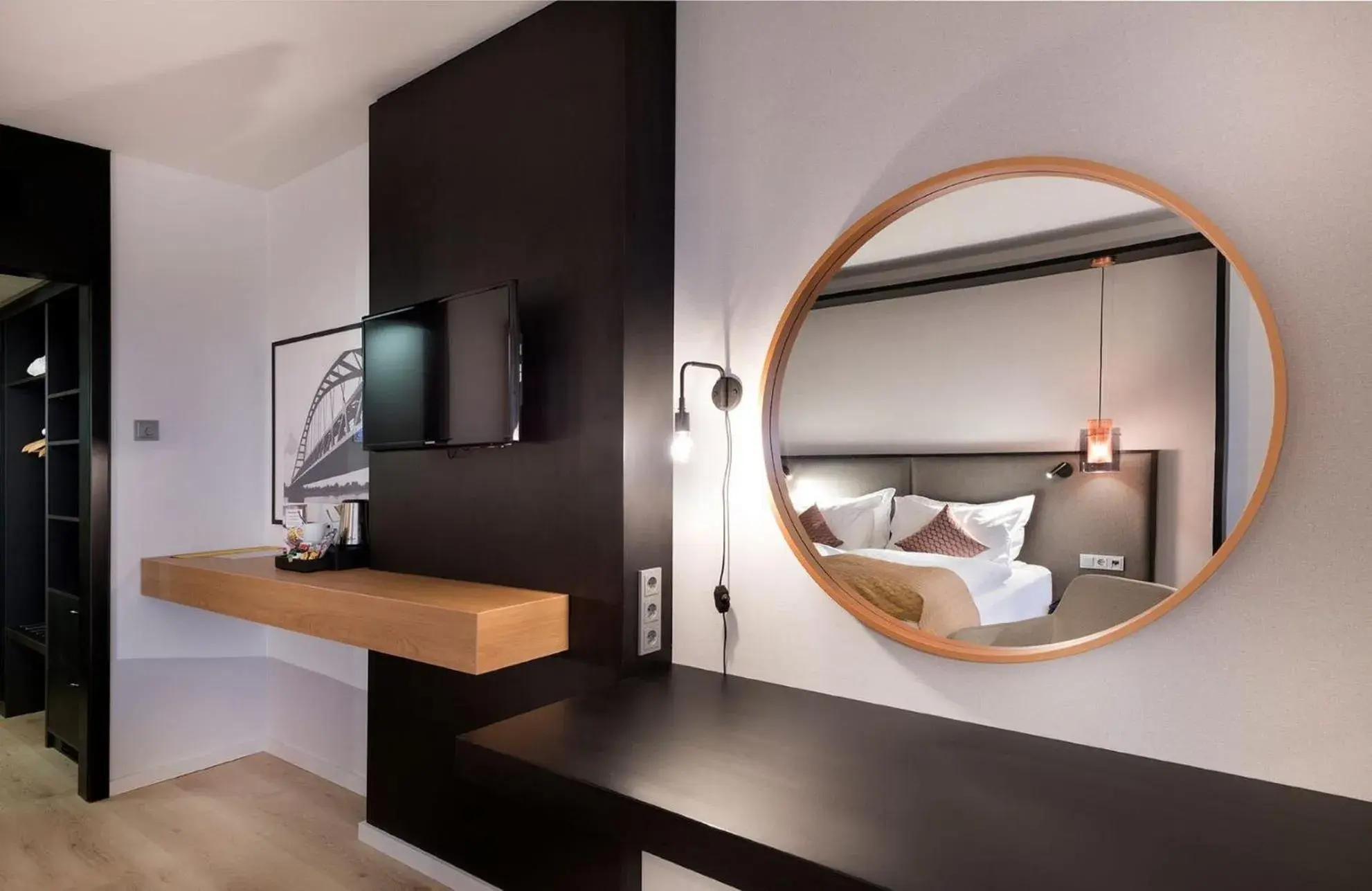 Standard Queen Room in Crowne Plaza Düsseldorf - Neuss by IHG Standard Queen Room in Crowne Plaza Düsseldorf - Neuss by IHG