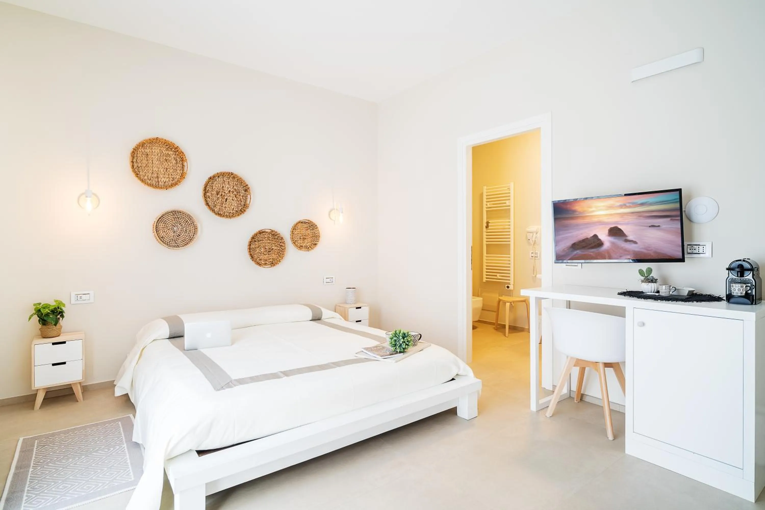 Enjoy Your Stay - Guest House - Olbia