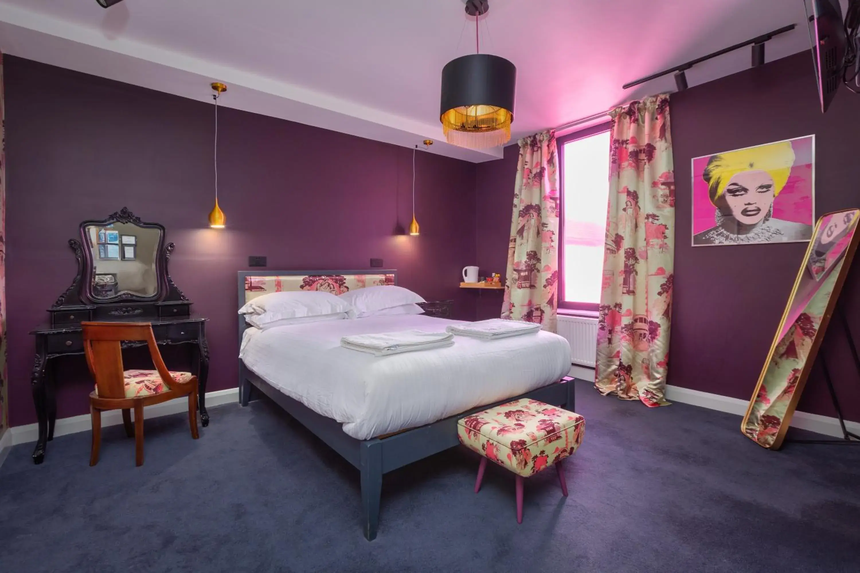 Deluxe Double Room with Shower in ART B&B Deluxe Double Room with Shower in ART B&B