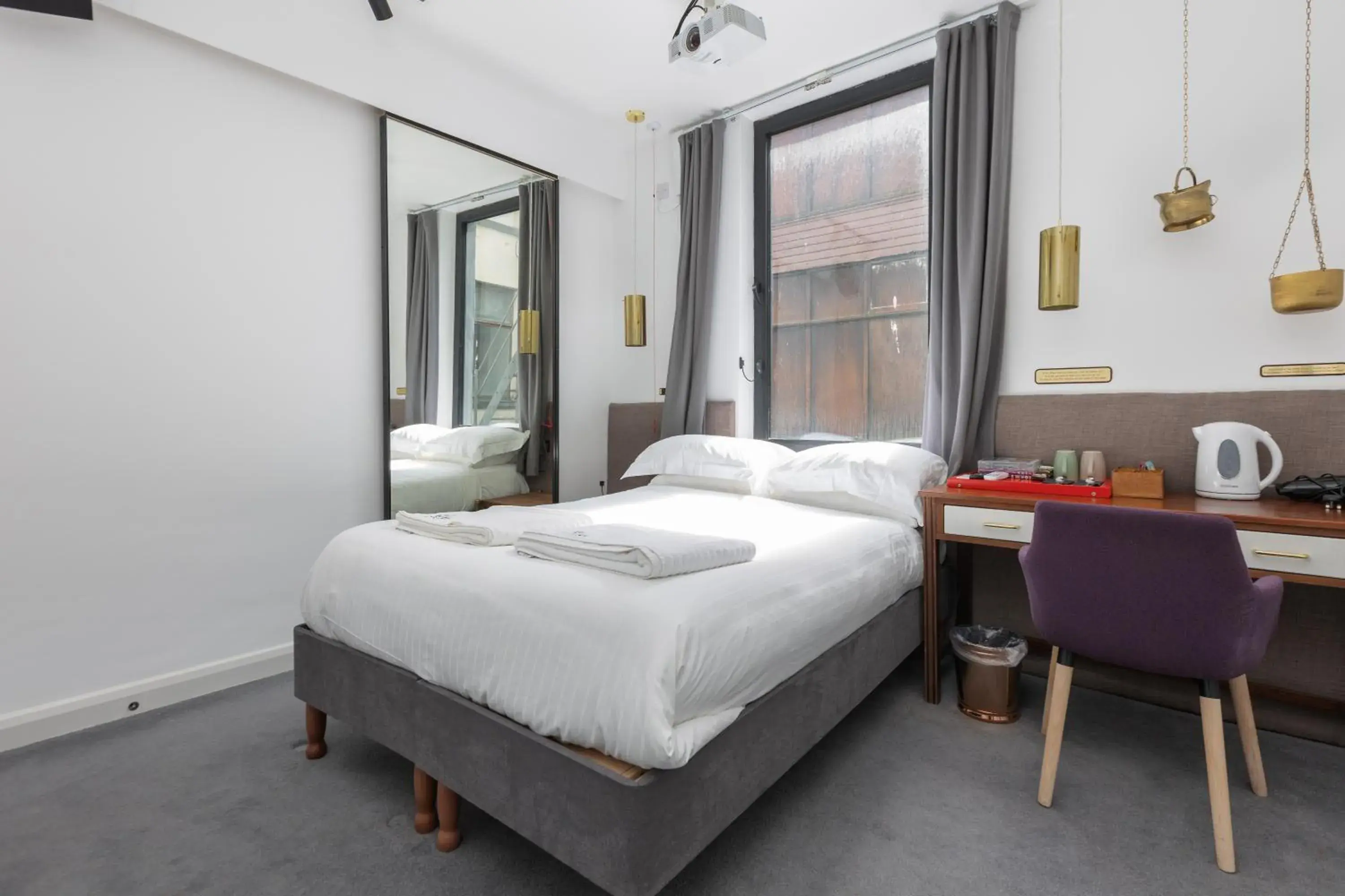 Deluxe Double Room with Shower in ART B&B Deluxe Double Room with Shower in ART B&B