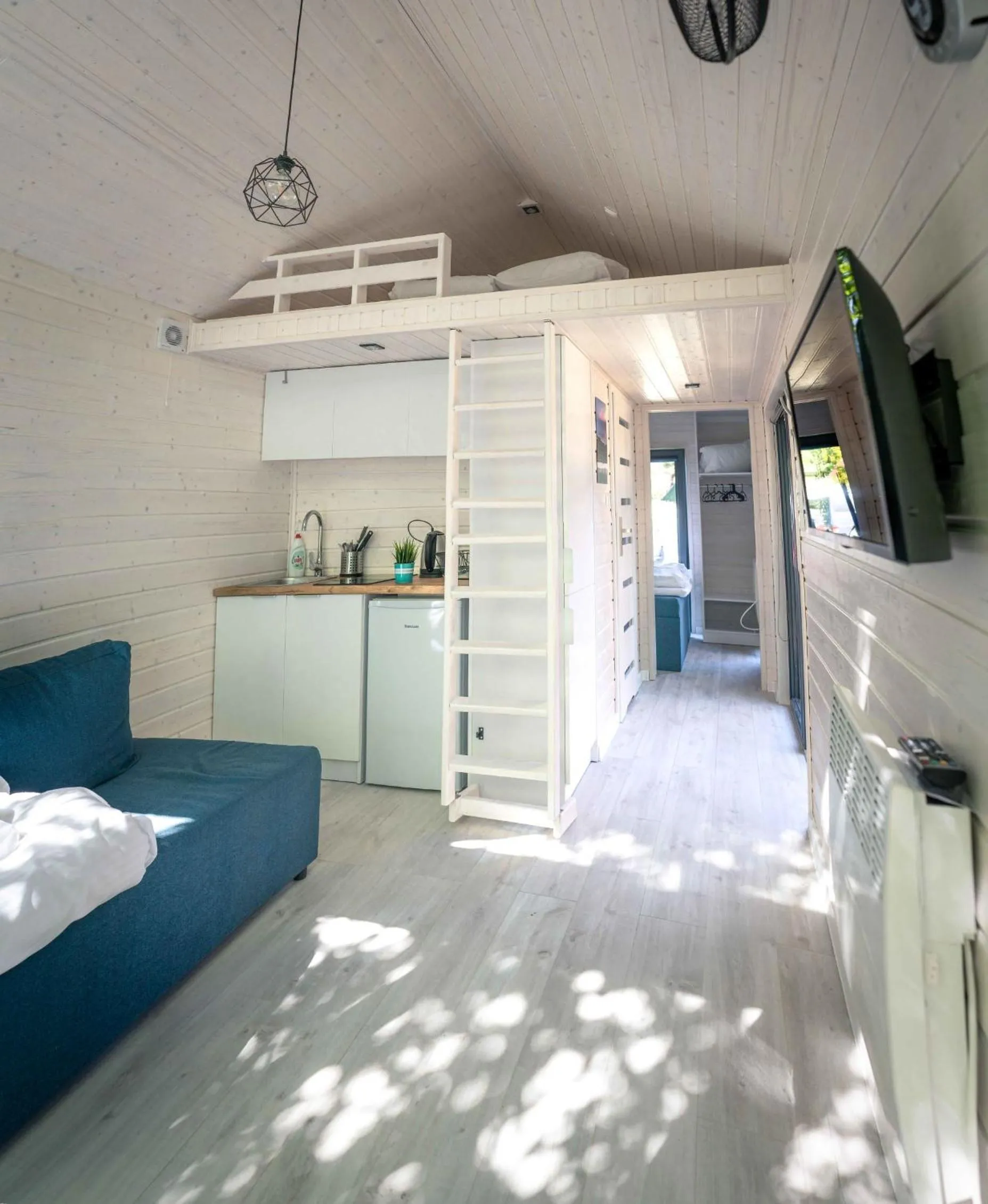 Kitchen or kitchenette in Pod Cyprysami - surf & family resort