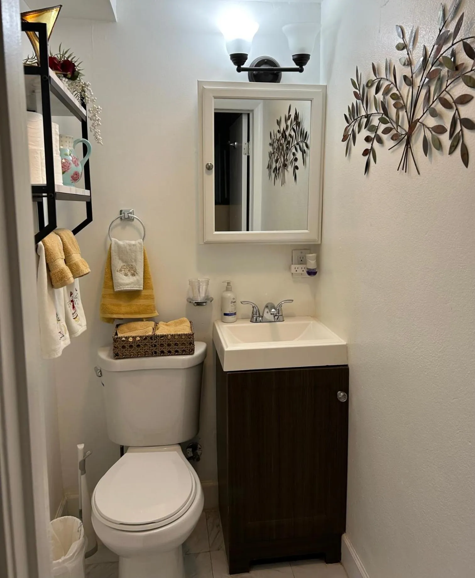 Bathroom in Palm Beach Mermaid