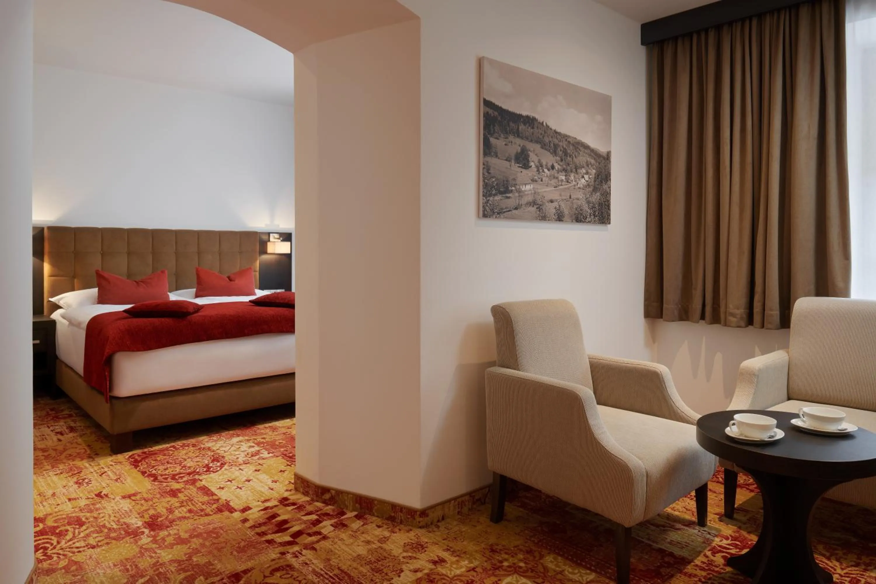 Photo of the whole room, Bed in Hotel Singer