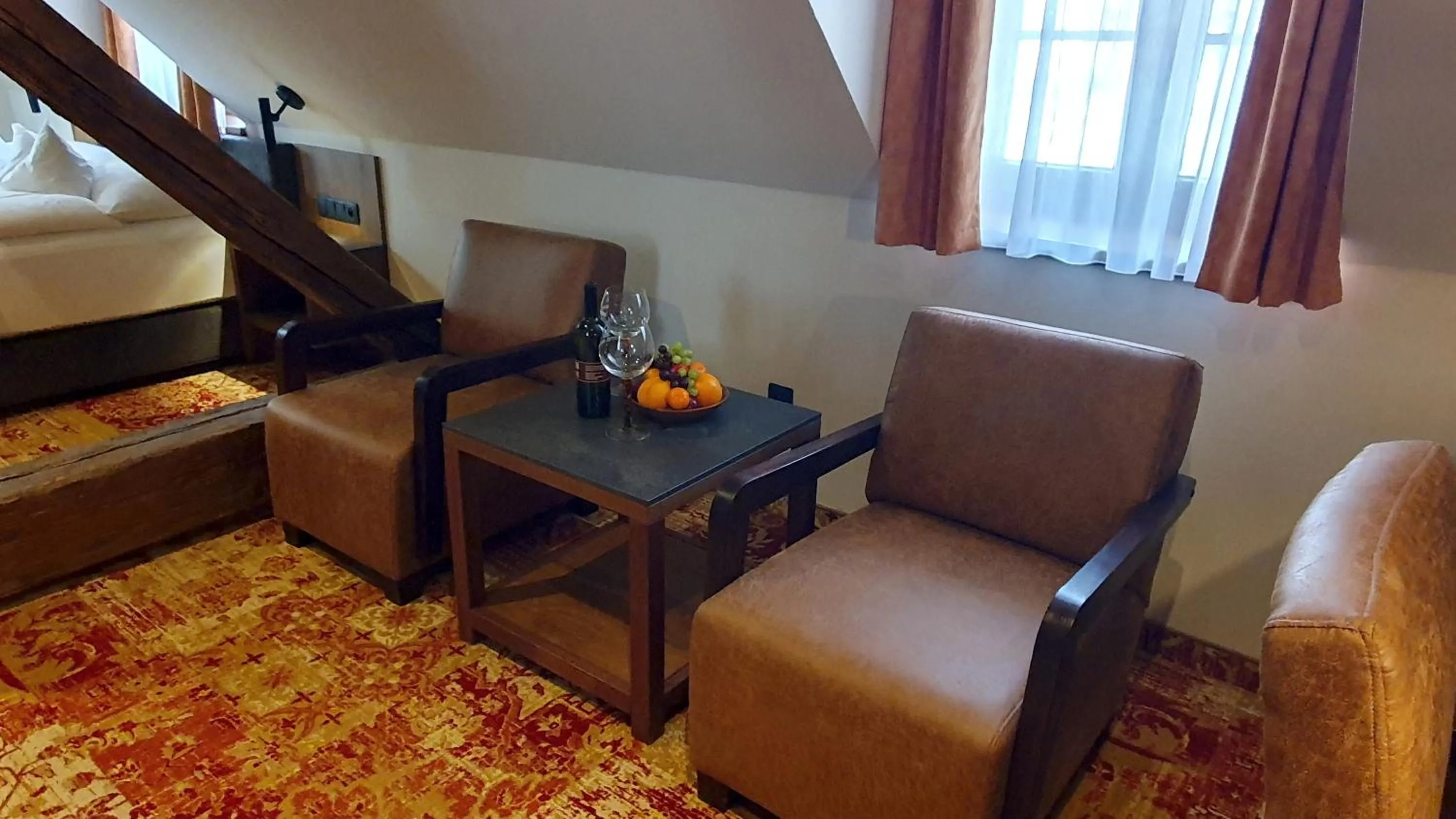 furniture in Hotel Singer