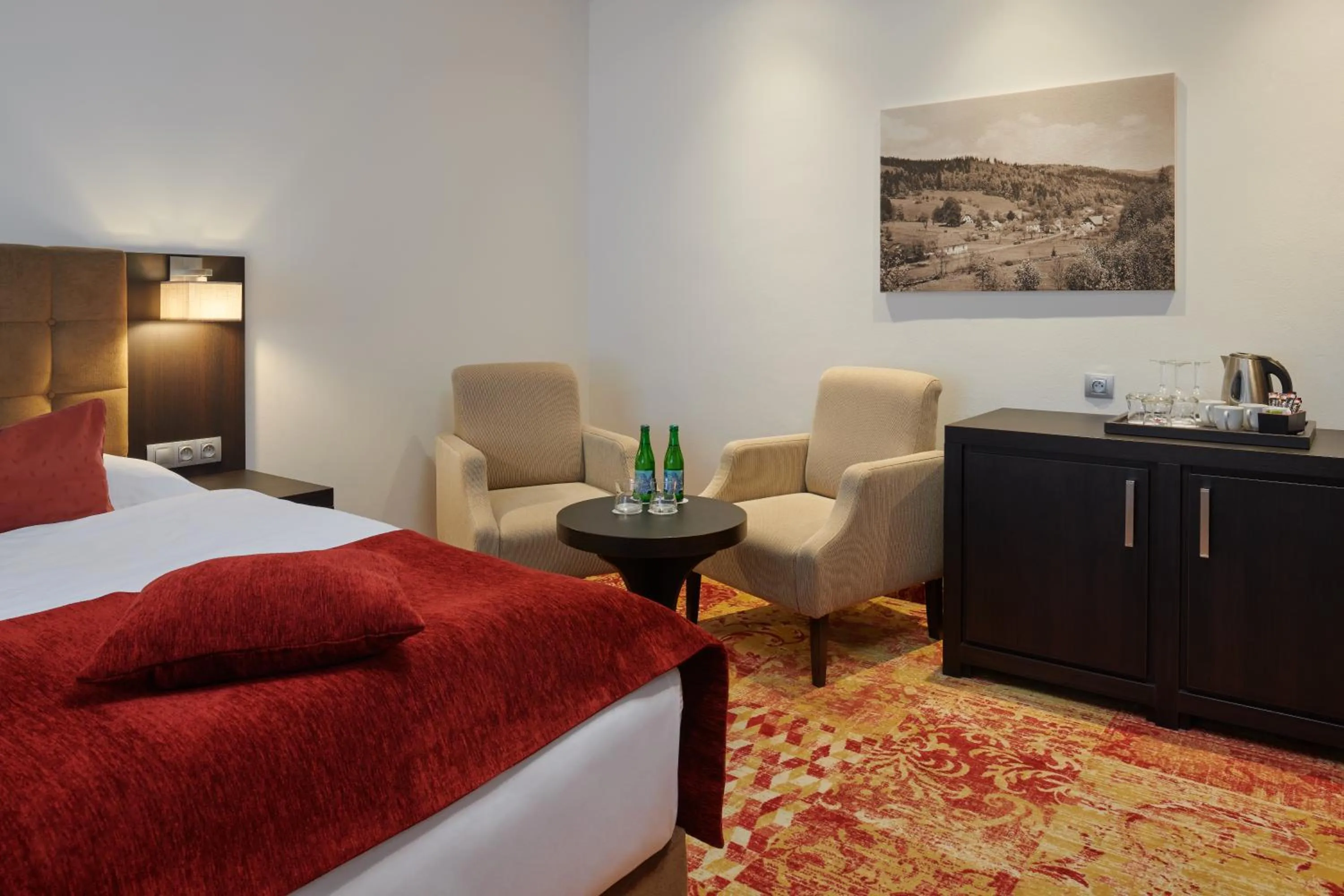 Photo of the whole room, Bed in Hotel Singer