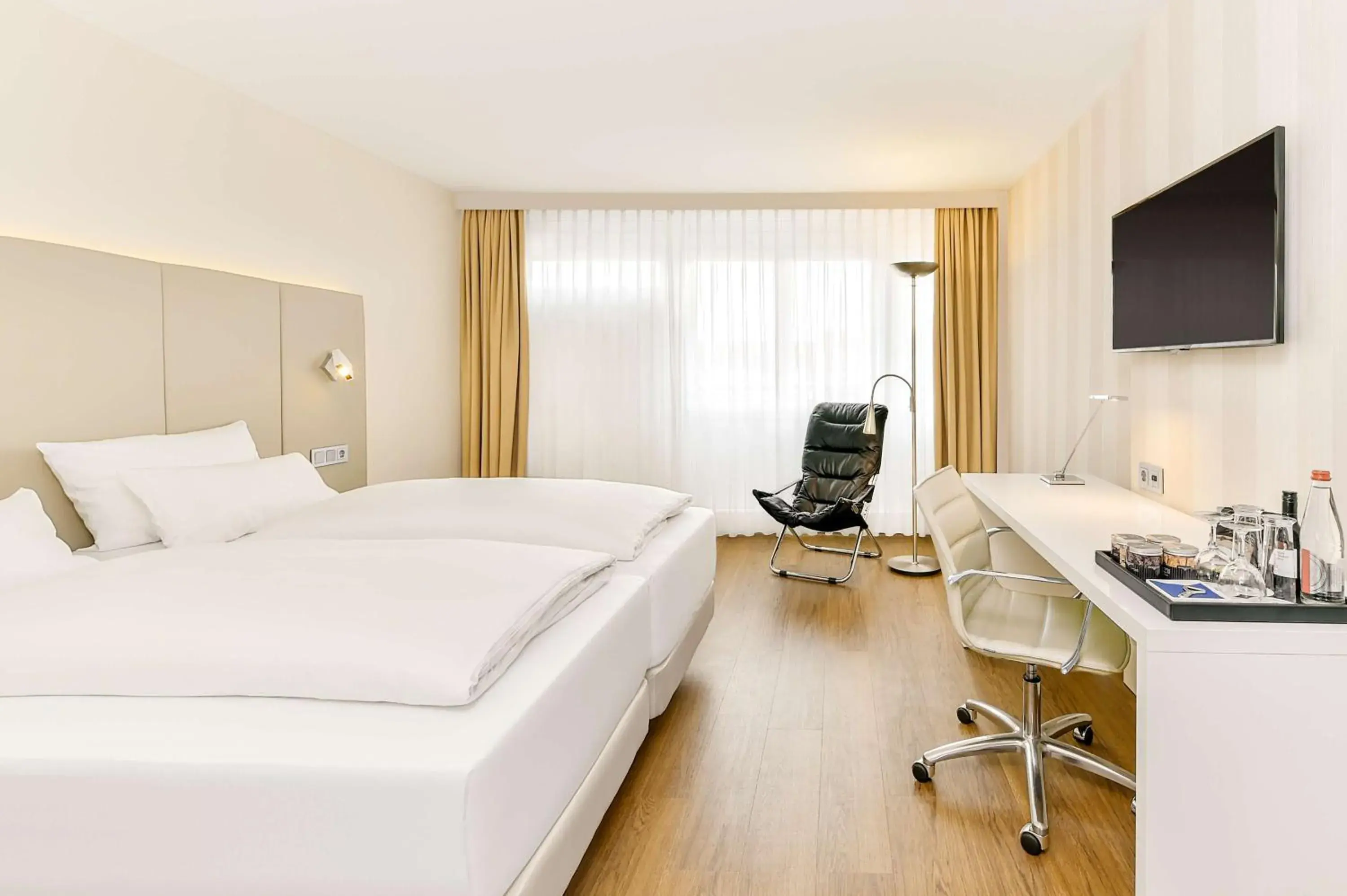 Deluxe Twin Room in NH Erlangen Deluxe Twin Room in NH Erlangen