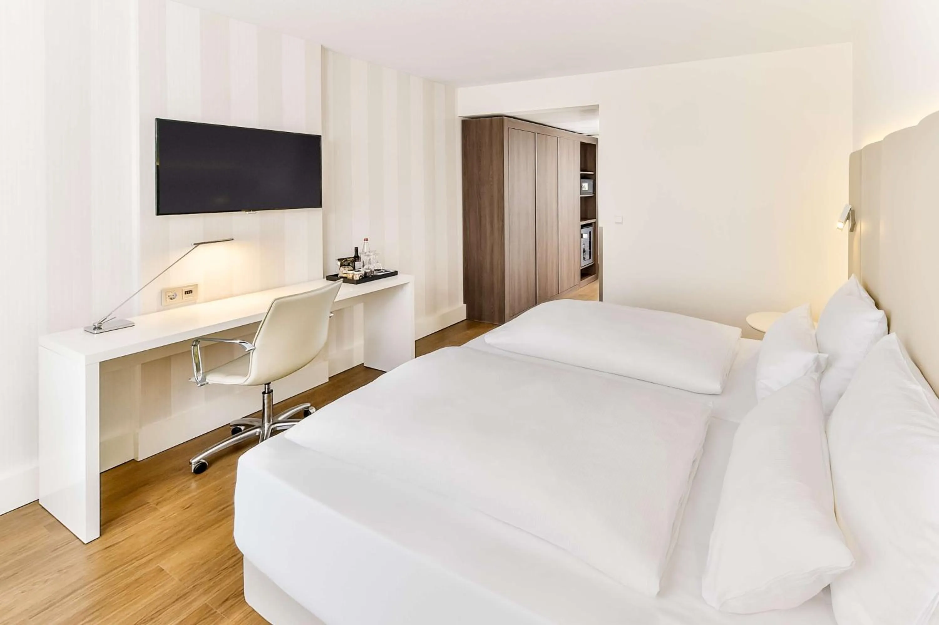 Superior Twin Room in NH Erlangen