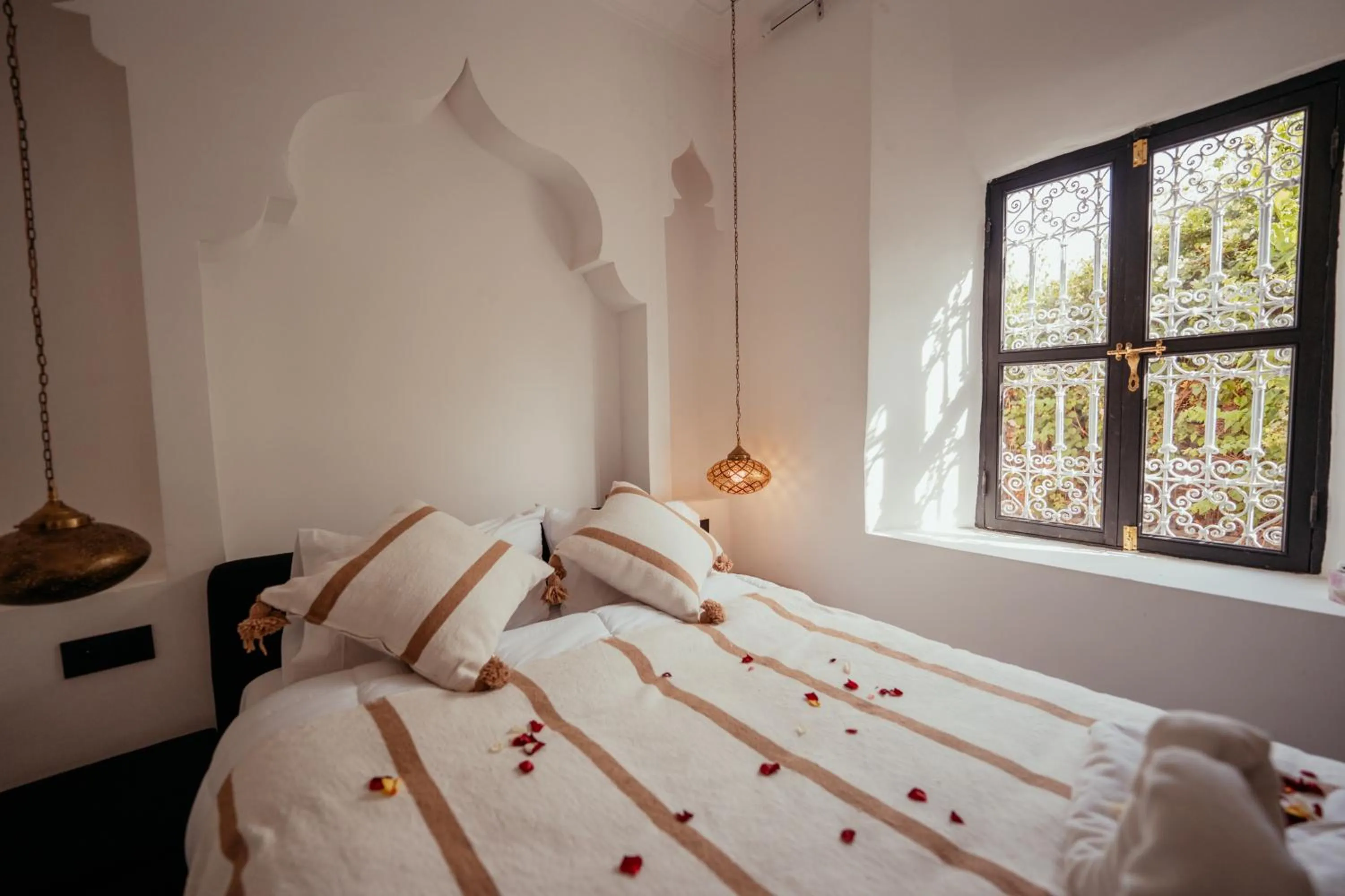 Bed in Riad Agdal Royal & Spa