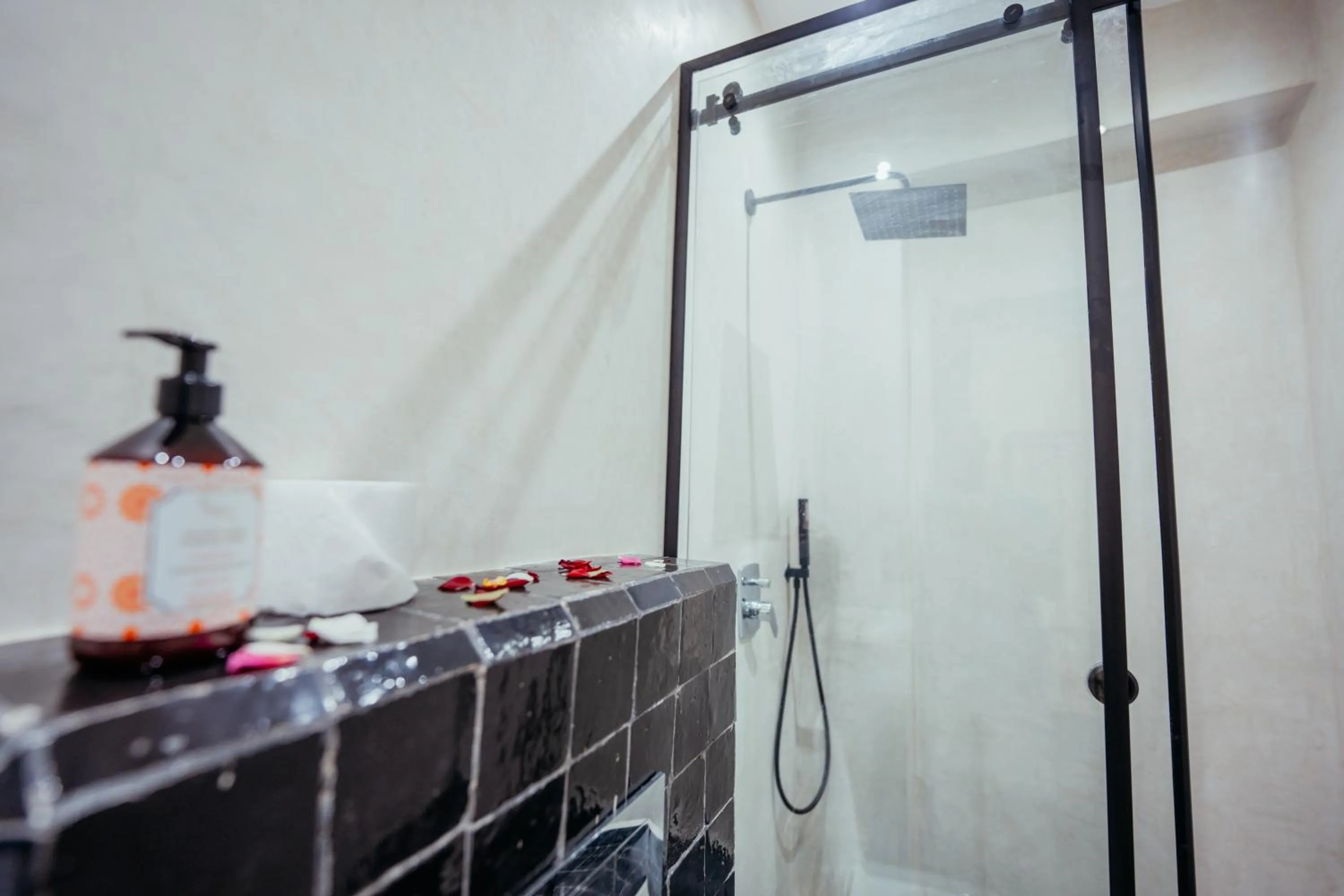 Bathroom in Riad Agdal Royal & Spa