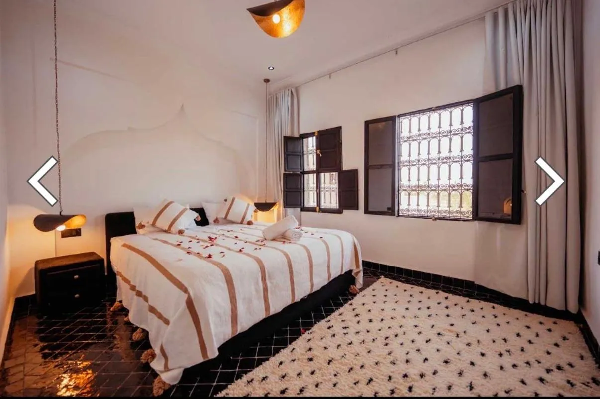 Bed in Riad Agdal Royal & Spa