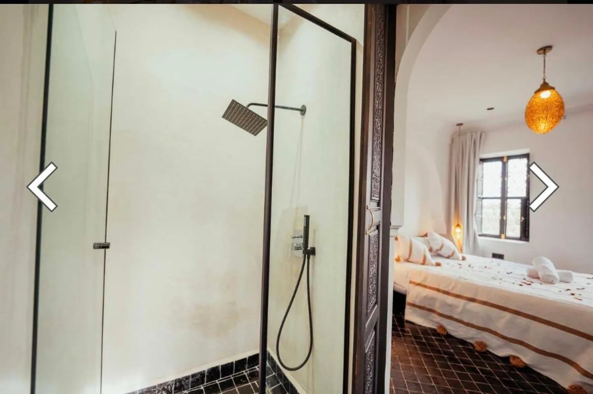 Bed in Riad Agdal Royal & Spa