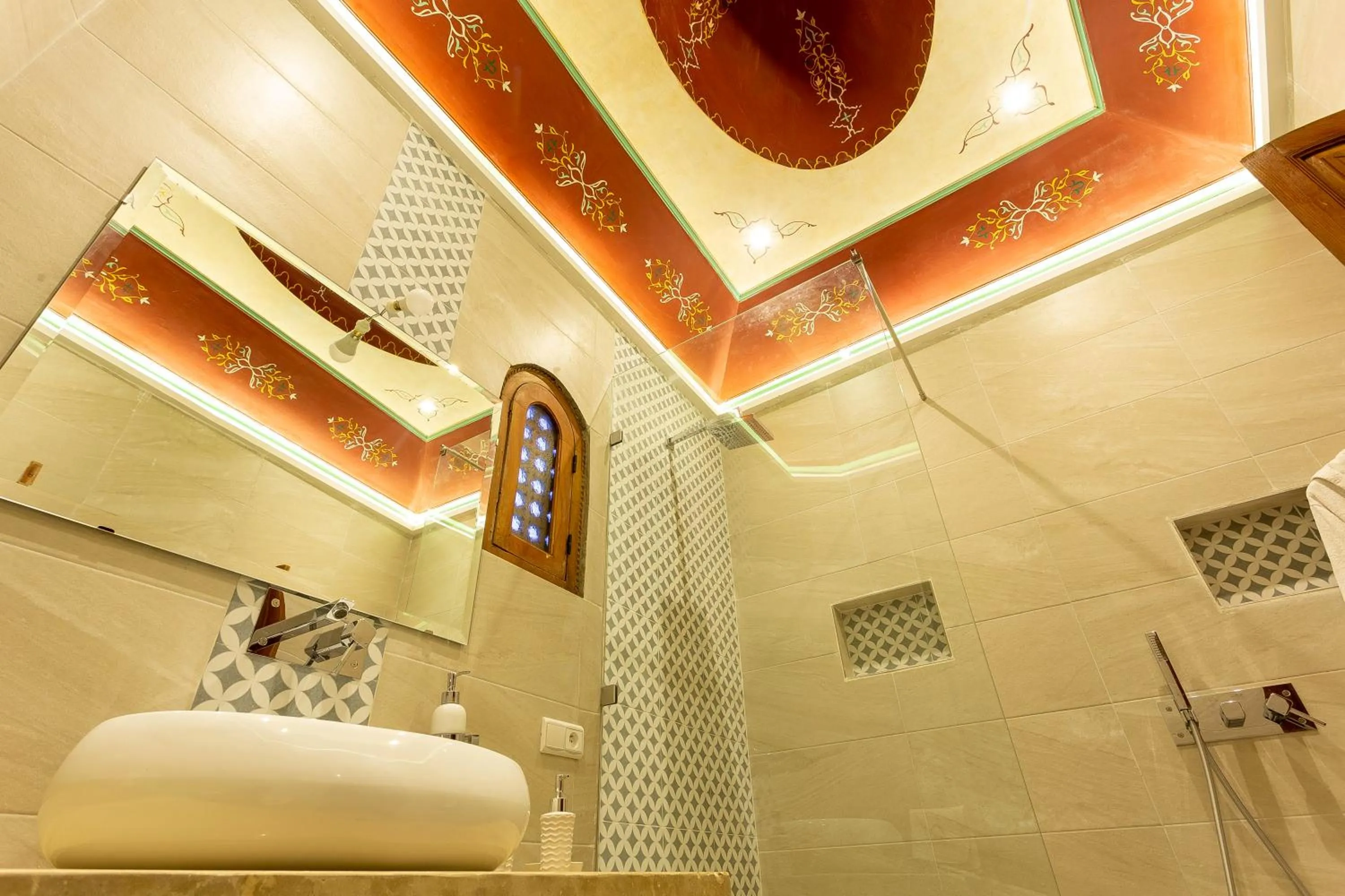 Shower in Riad Agdal Royal & Spa
