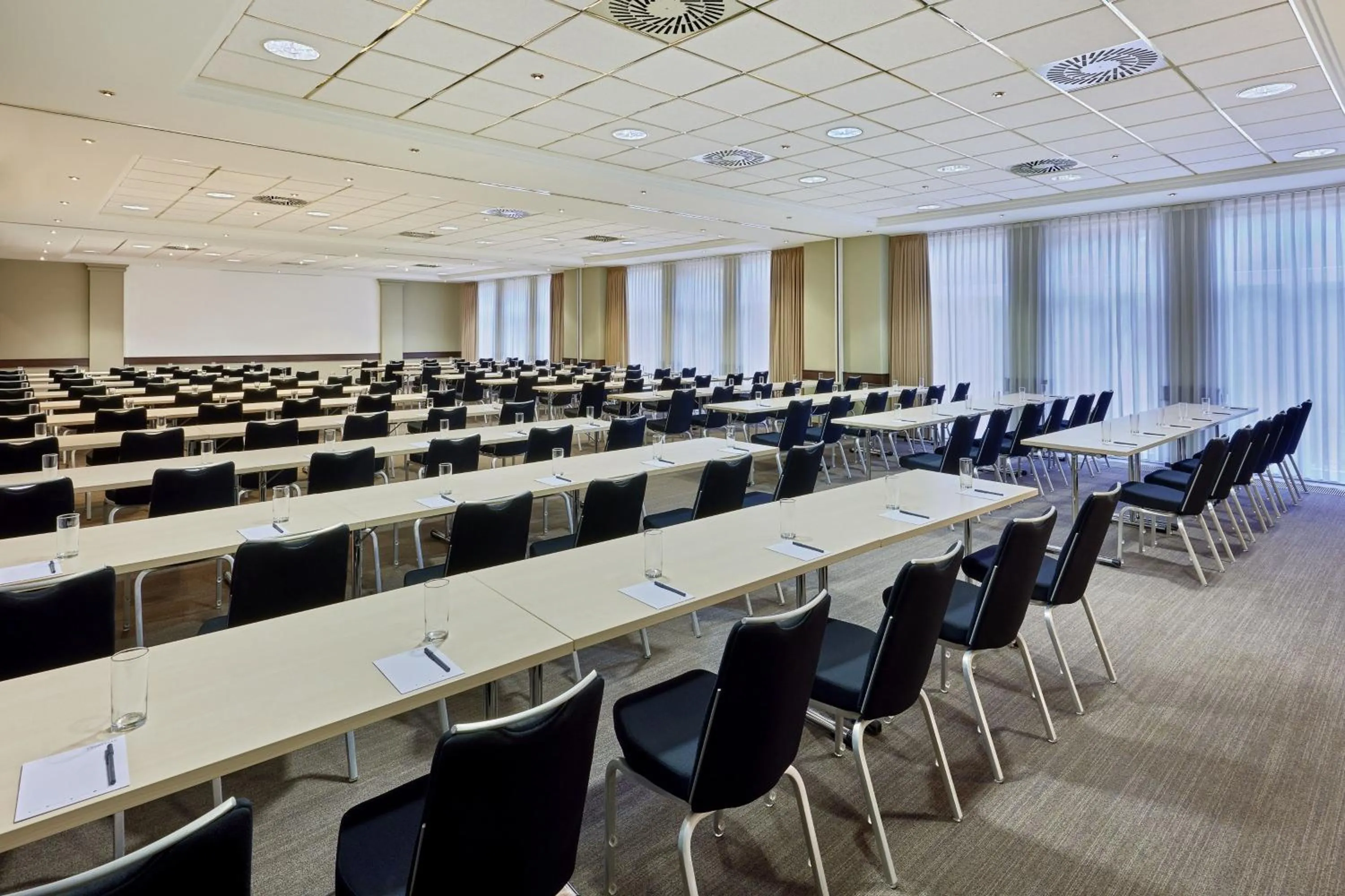Meeting/conference room in Courtyard by Marriott Schwerin