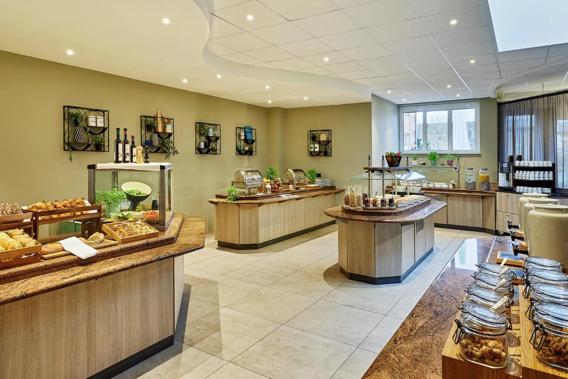 Buffet breakfast in Courtyard by Marriott Schwerin