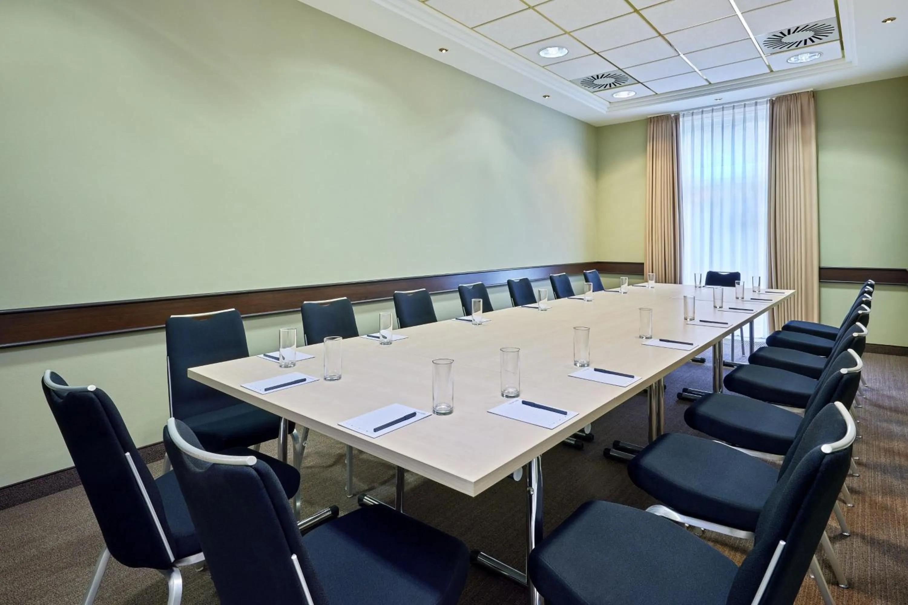 Meeting/conference room in Courtyard by Marriott Schwerin