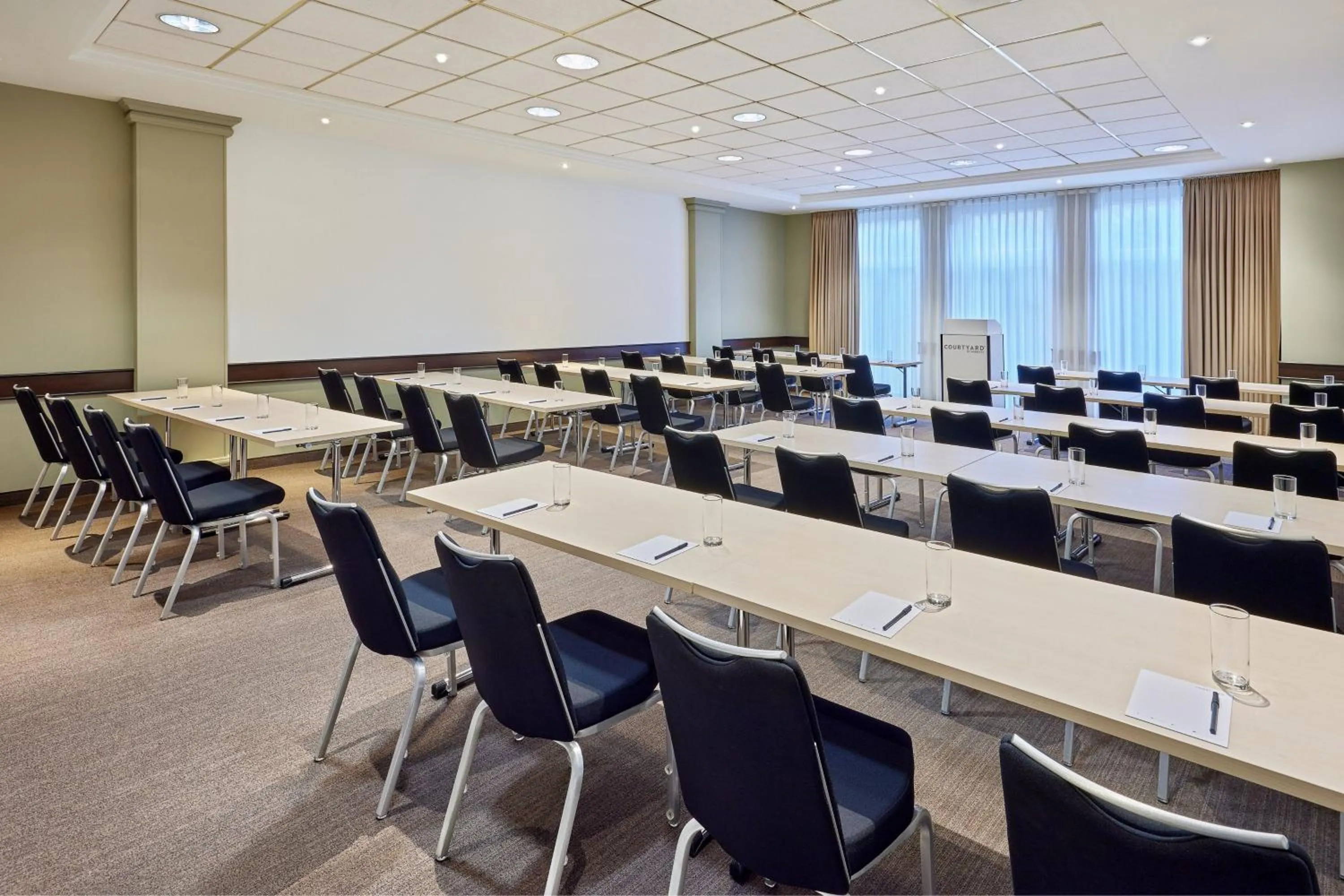 Meeting/conference room in Courtyard by Marriott Schwerin