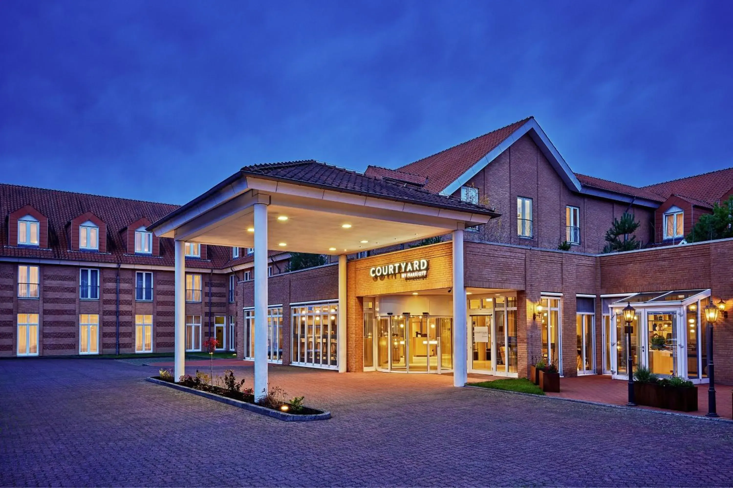 Property building in Hotel Schwerin Seven Lakes Property building in Hotel Schwerin Seven Lakes
