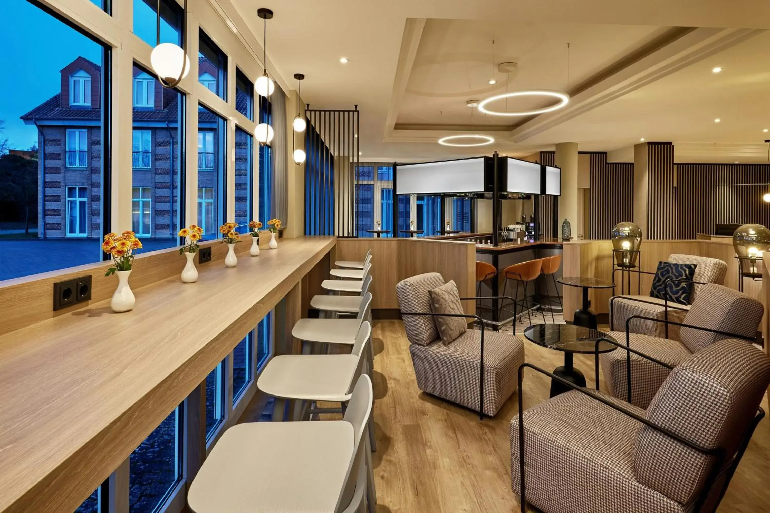 Lounge or bar in Hotel Schwerin Seven Lakes Lounge or bar in Hotel Schwerin Seven Lakes