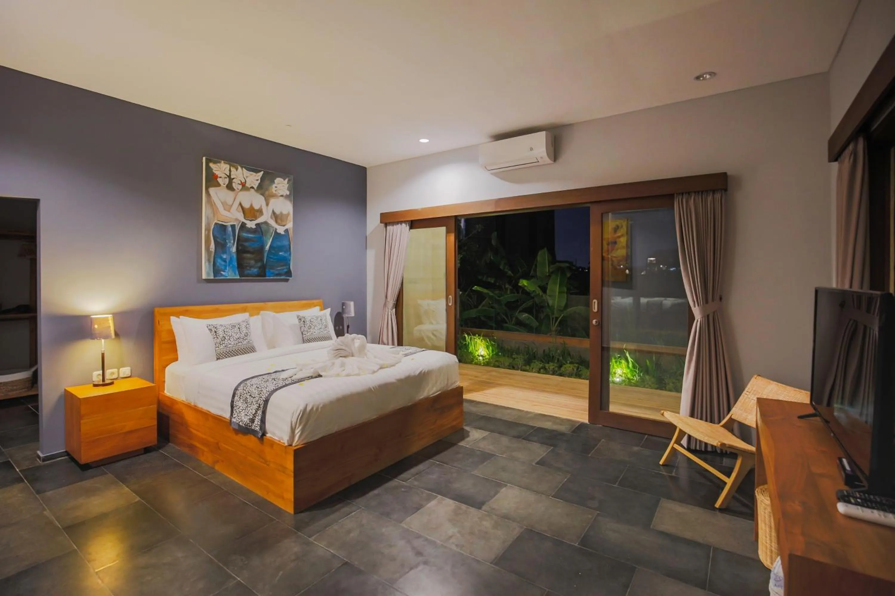 Bedroom, Bed in Uwu Villas