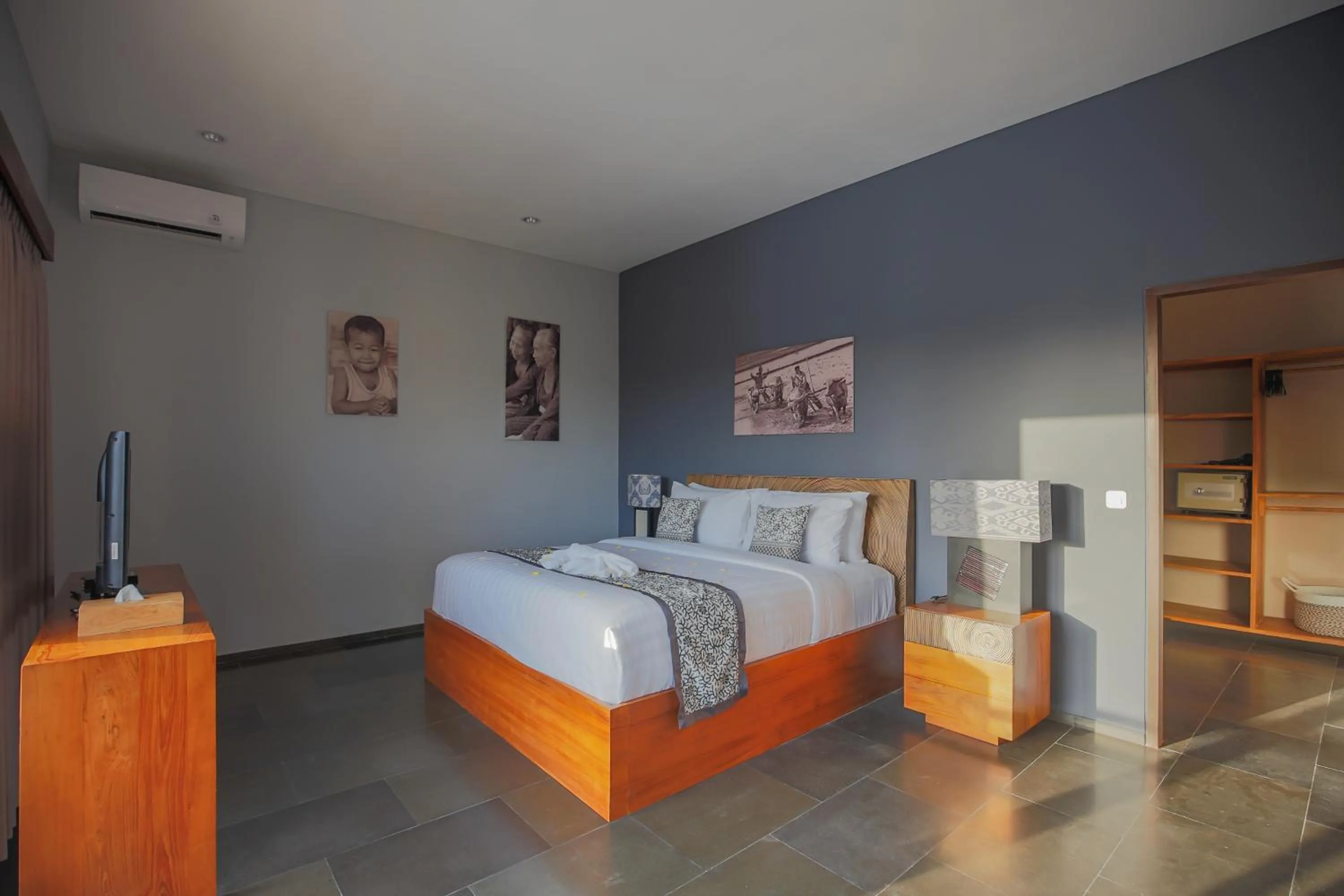 Bedroom, Bed in Uwu Villas