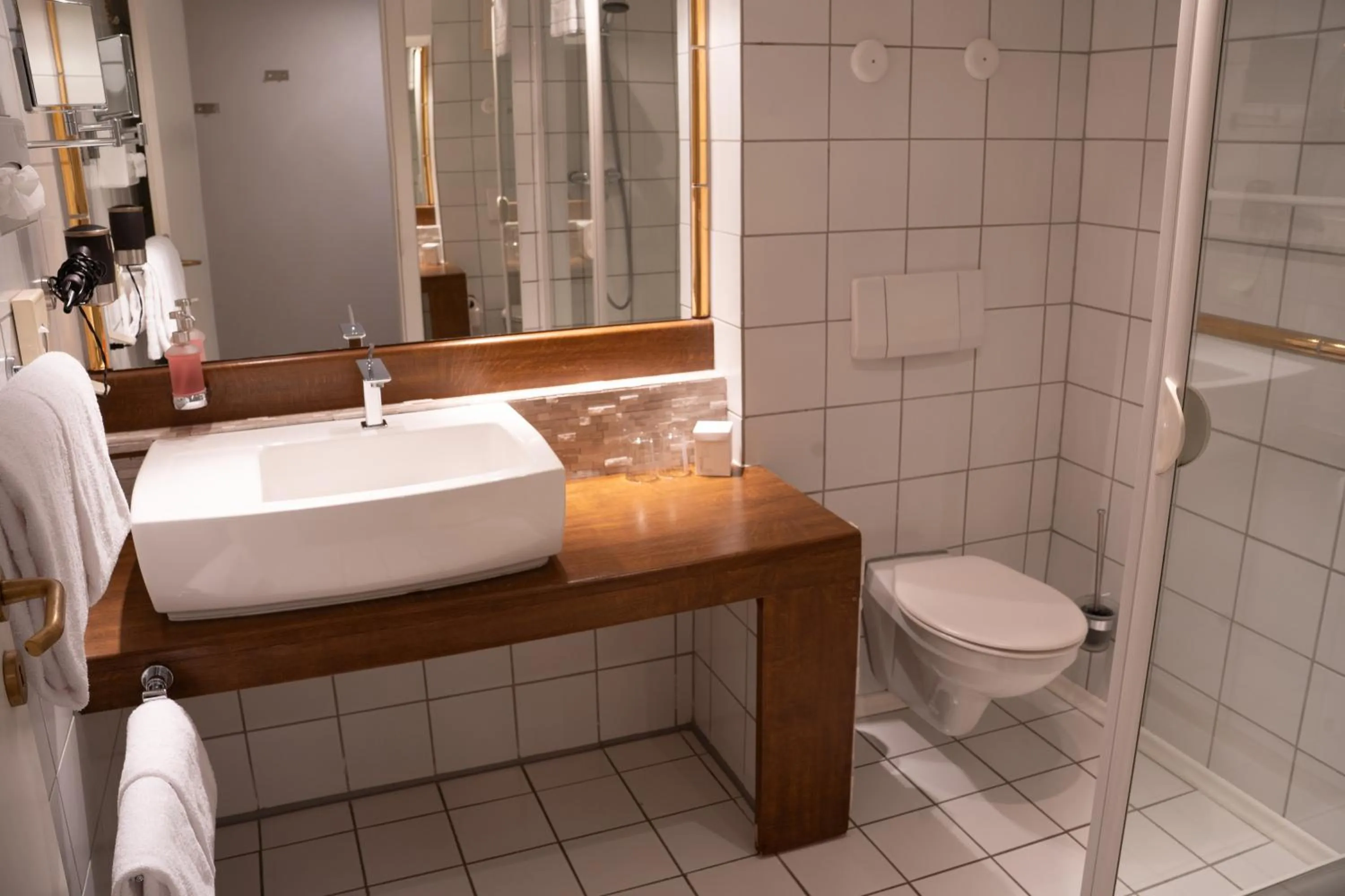 Shower in Drahthammer Schlößl