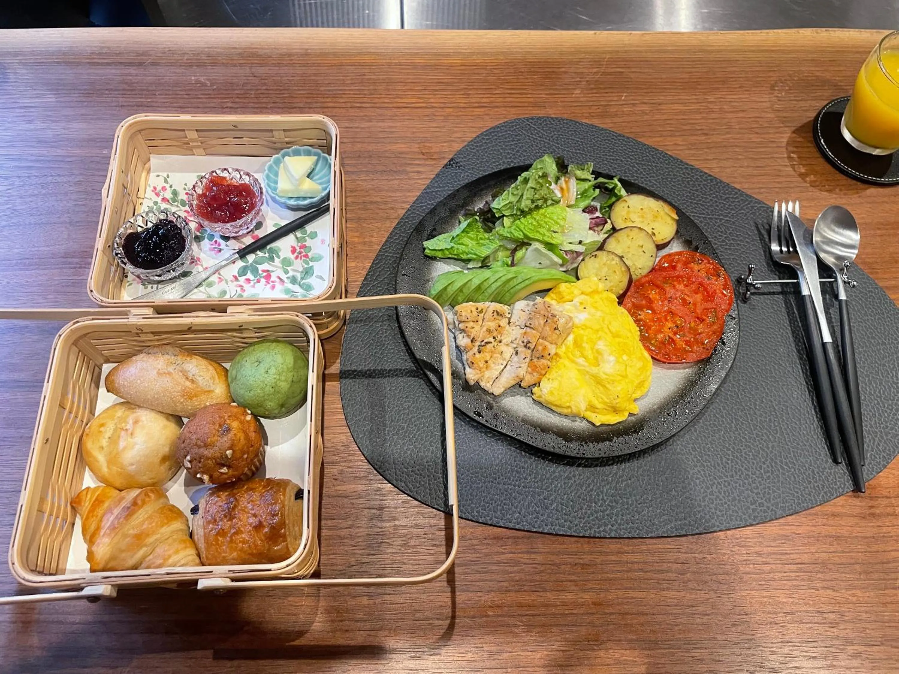 Breakfast in Ishibekoji Muan