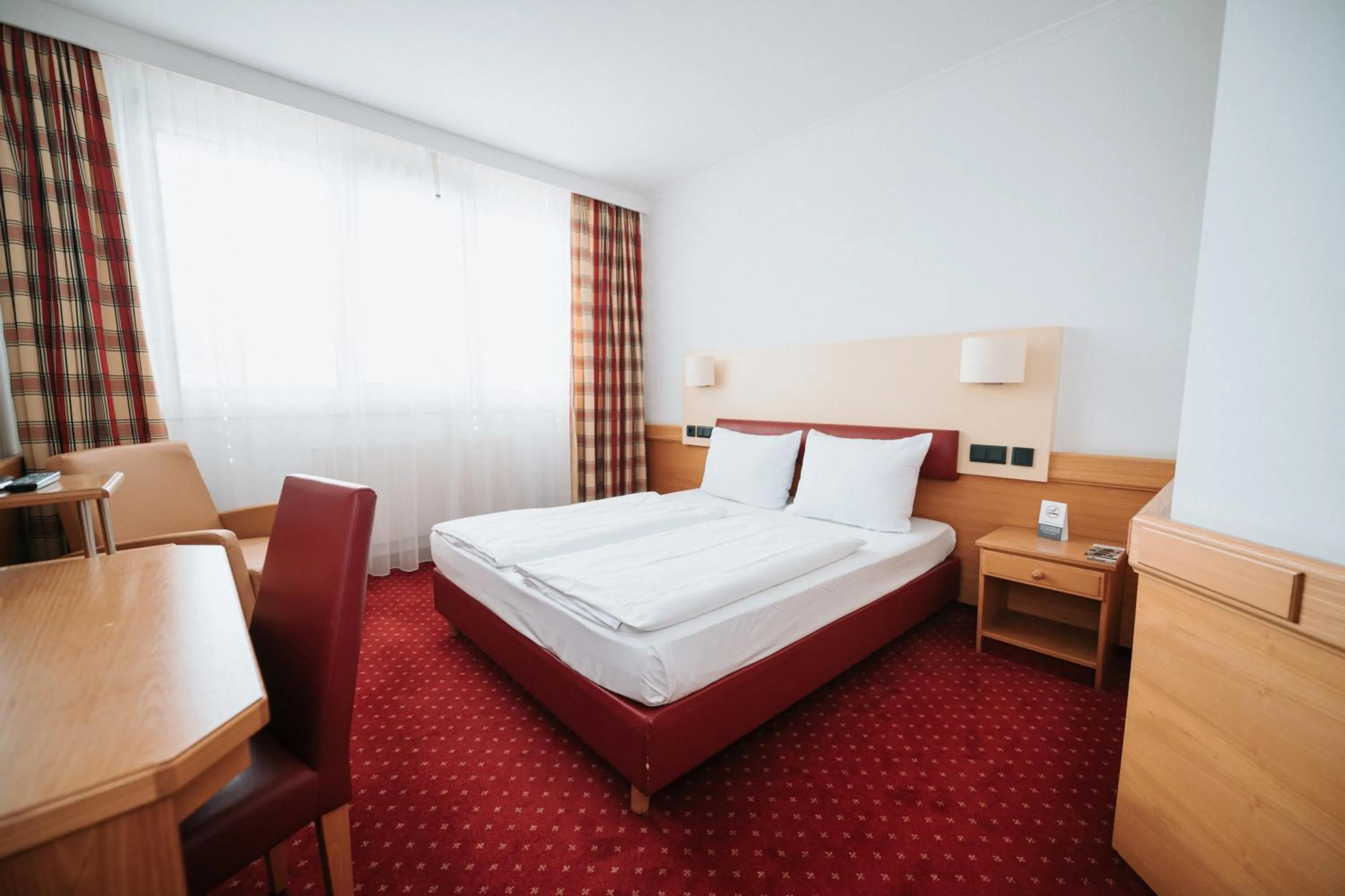 Photo of the whole room, Bed in Feringapark Hotel by Coffee Fellows Hotels