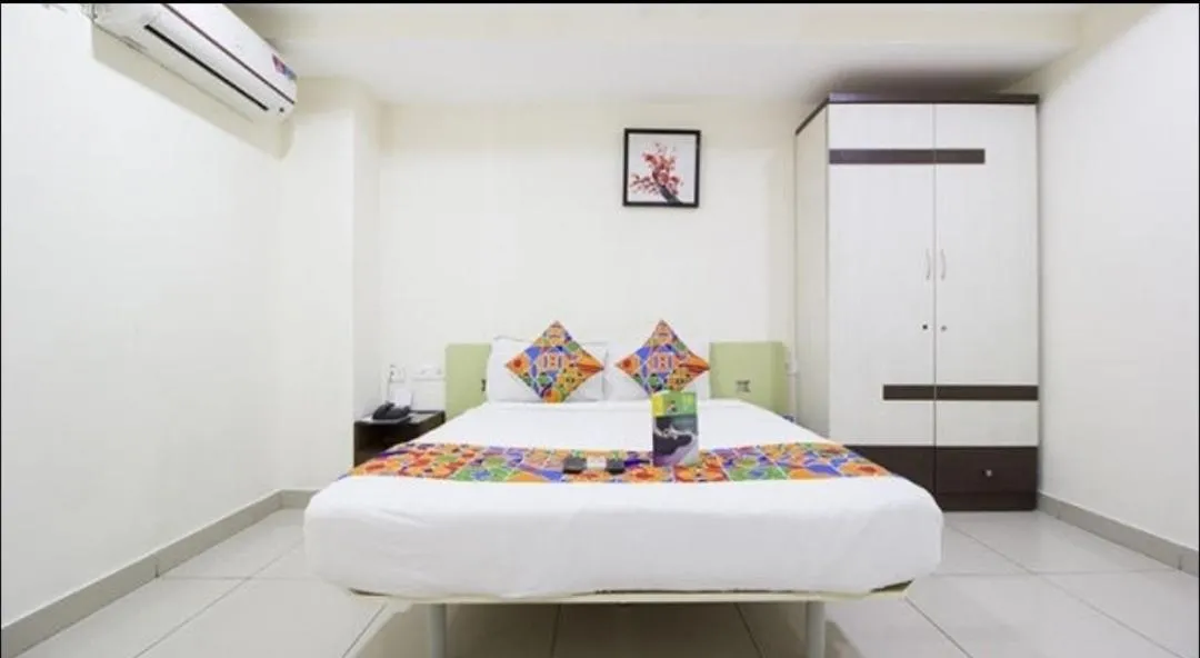 Bed in Hotel Siri Inn