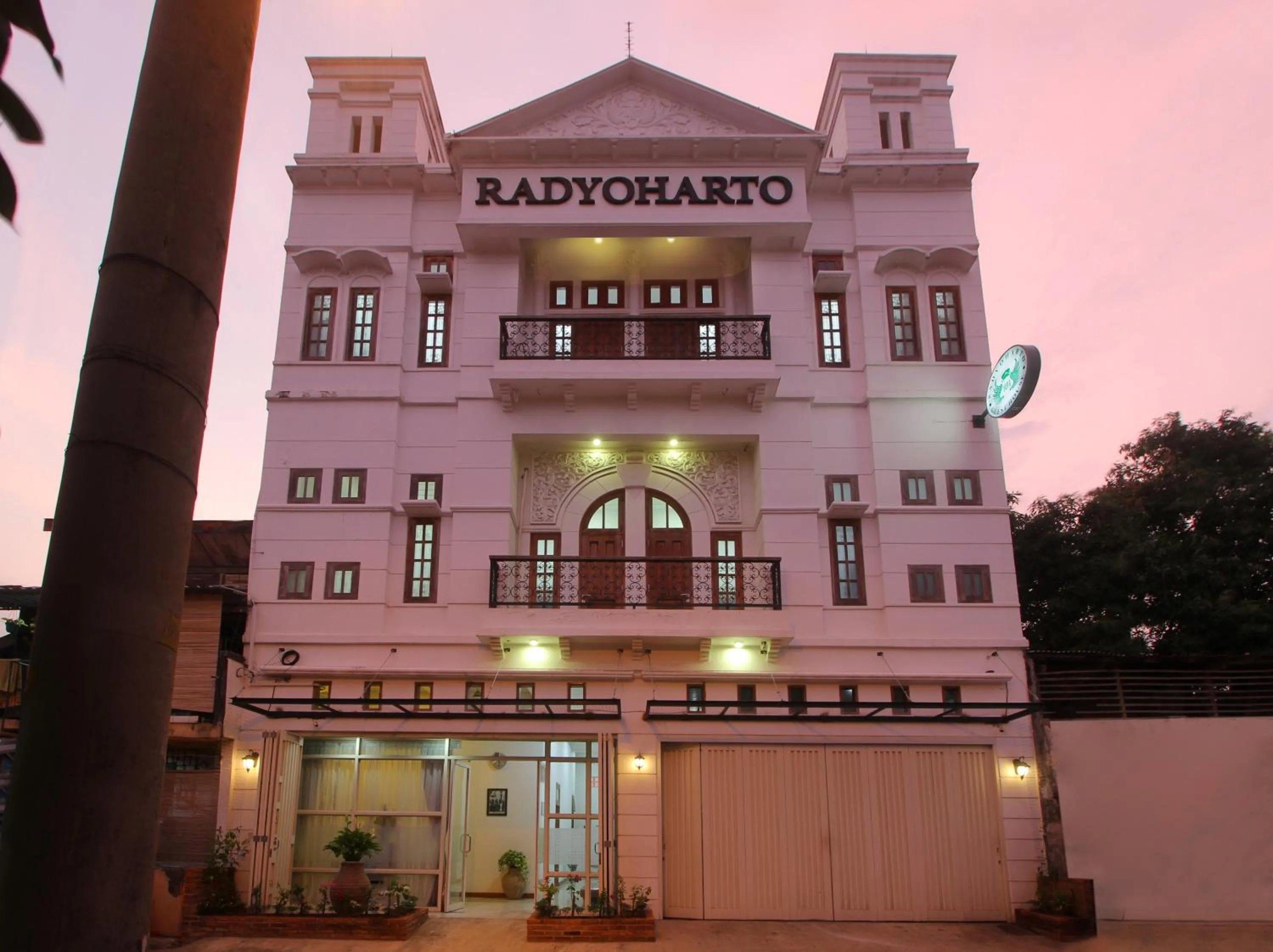 Property building in Hotel Radyoharto Mallioboro Yogyakarta