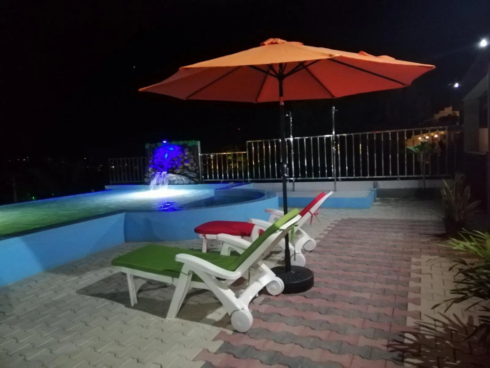 Patio in One World Mirissa