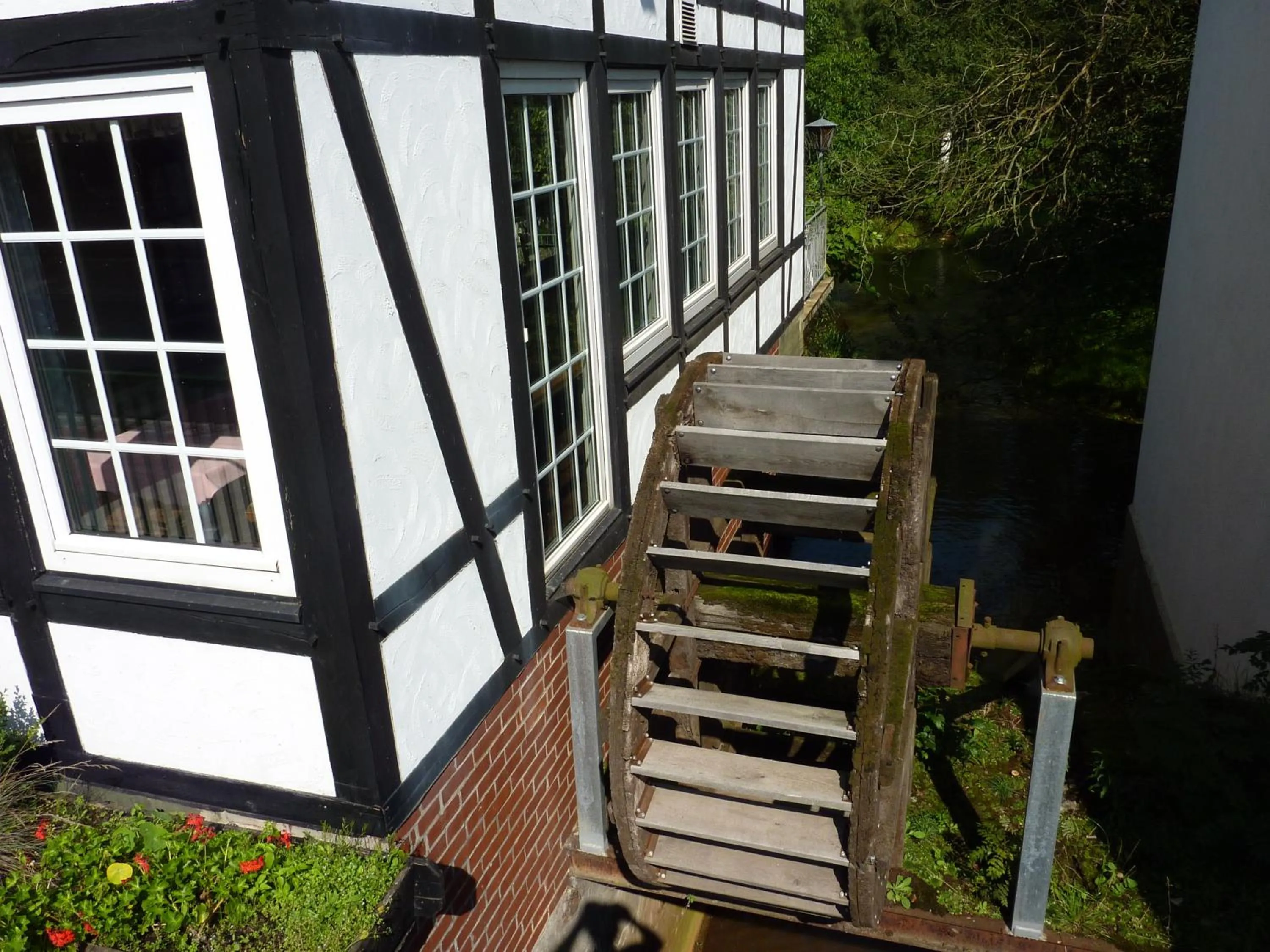 River view in Akzent Hotel Zur Wasserburg - Hotel Garni bed & breakfast