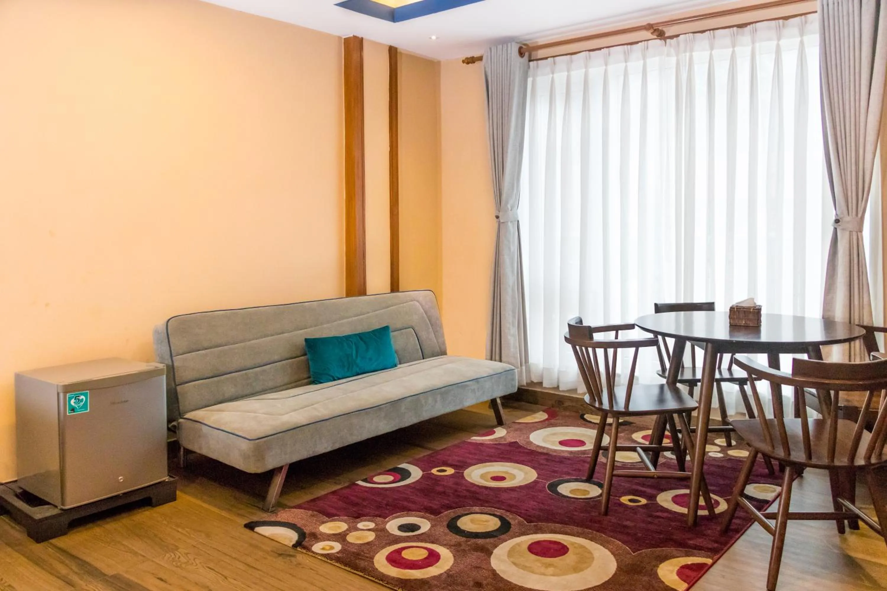 Living room in Himalayan Suite Hotel