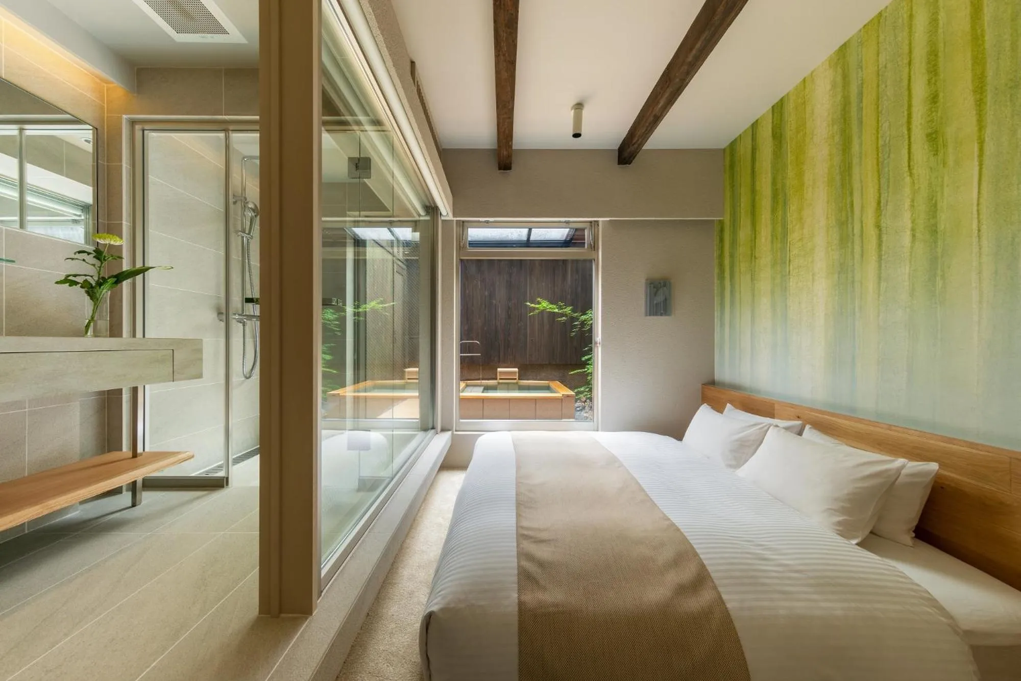 Bedroom, Bed in Nazuna Kyoto Tsubaki St.